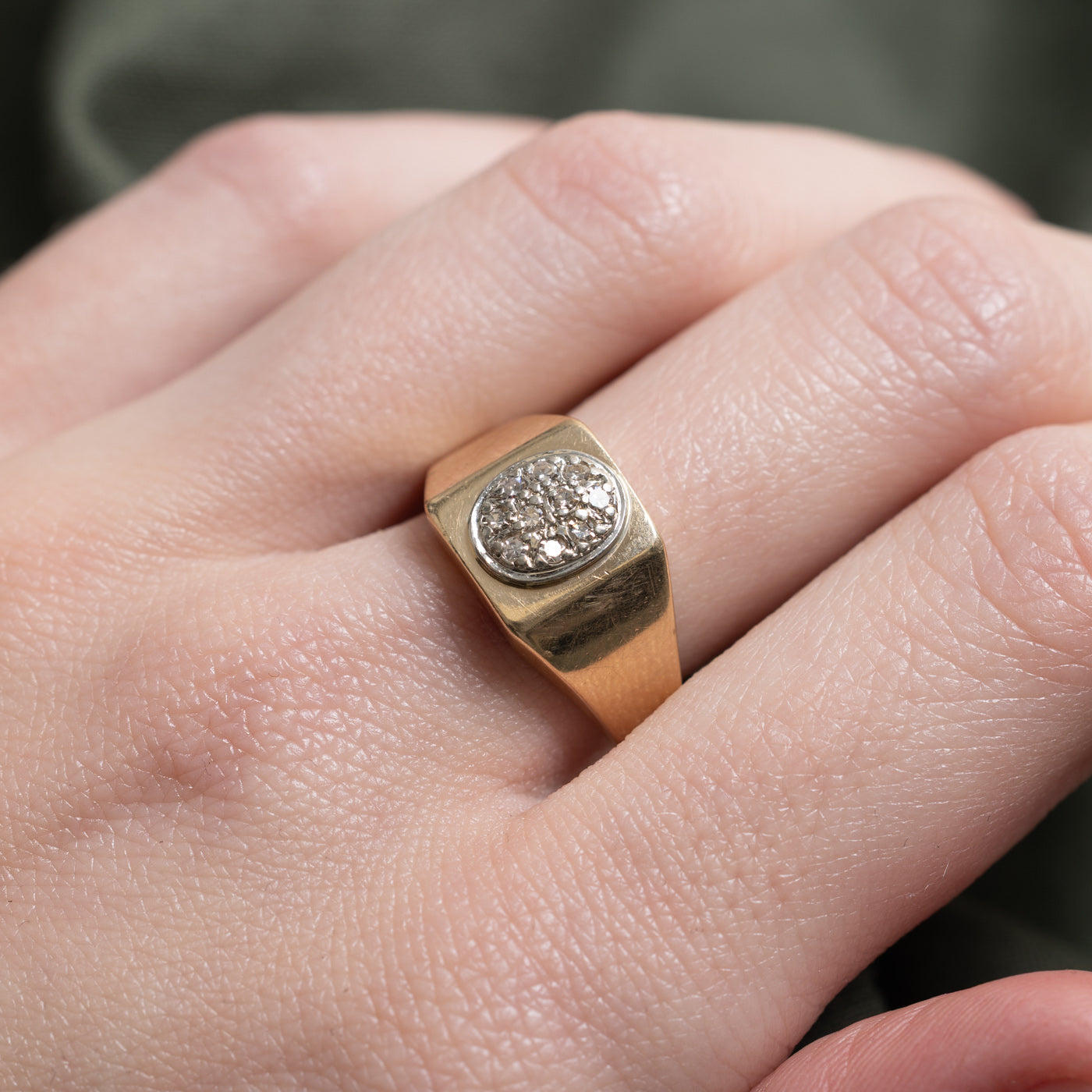 Diamond Oval Cluster Signet Ring | 0.10ctw | SZ 9.5