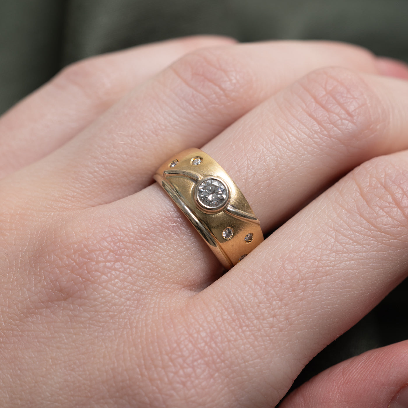 Bezel Set Diamond Grooved Band | 0.41ctw | SZ 6.75