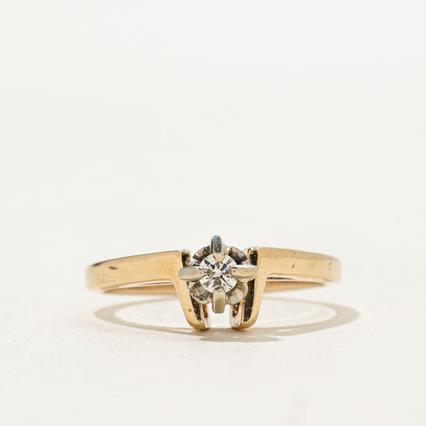 Illusion Set Solitaire Diamond Ring | 0.10ct | SZ 7.0