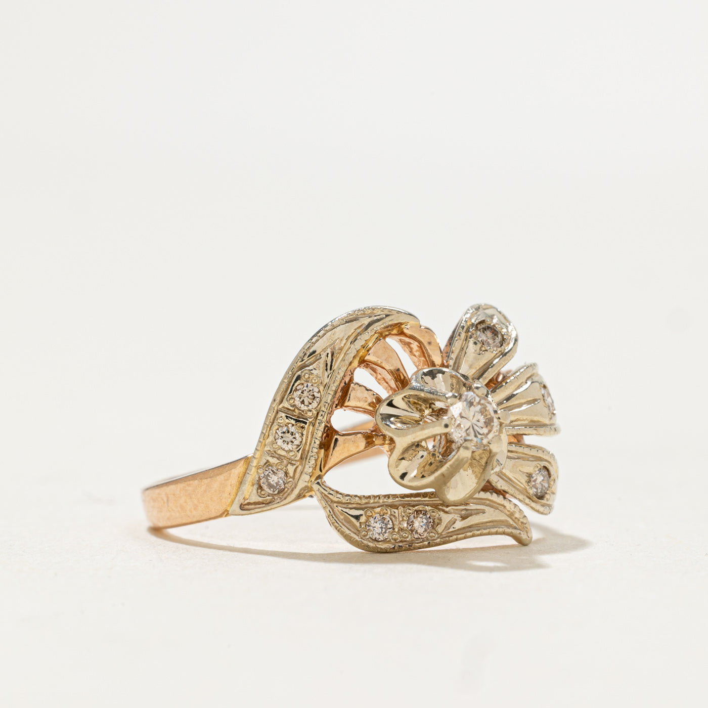 Diamond Floral Design Ring | 0.16ctw | SZ 6.75