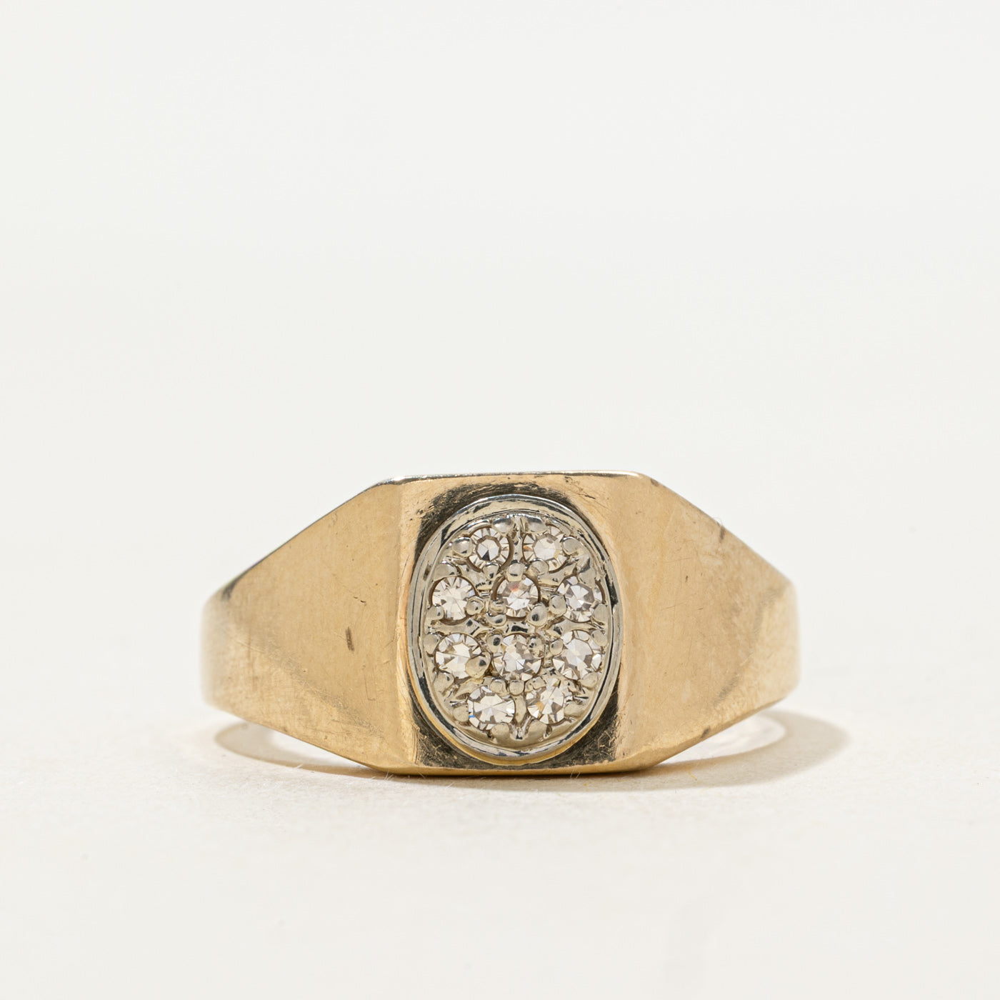 Diamond Oval Cluster Signet Ring | 0.10ctw | SZ 9.5