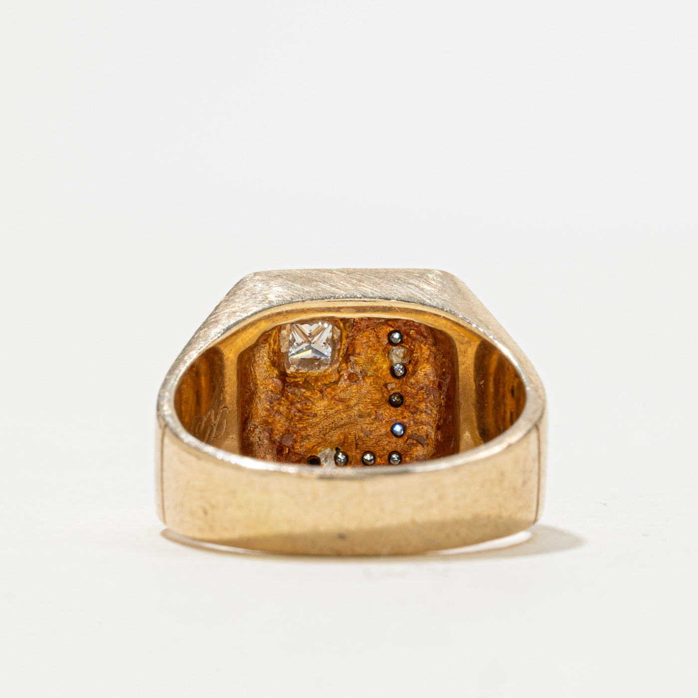 Diamond "L" Initial Signet Ring | 0.20ctw | SZ 9.25
