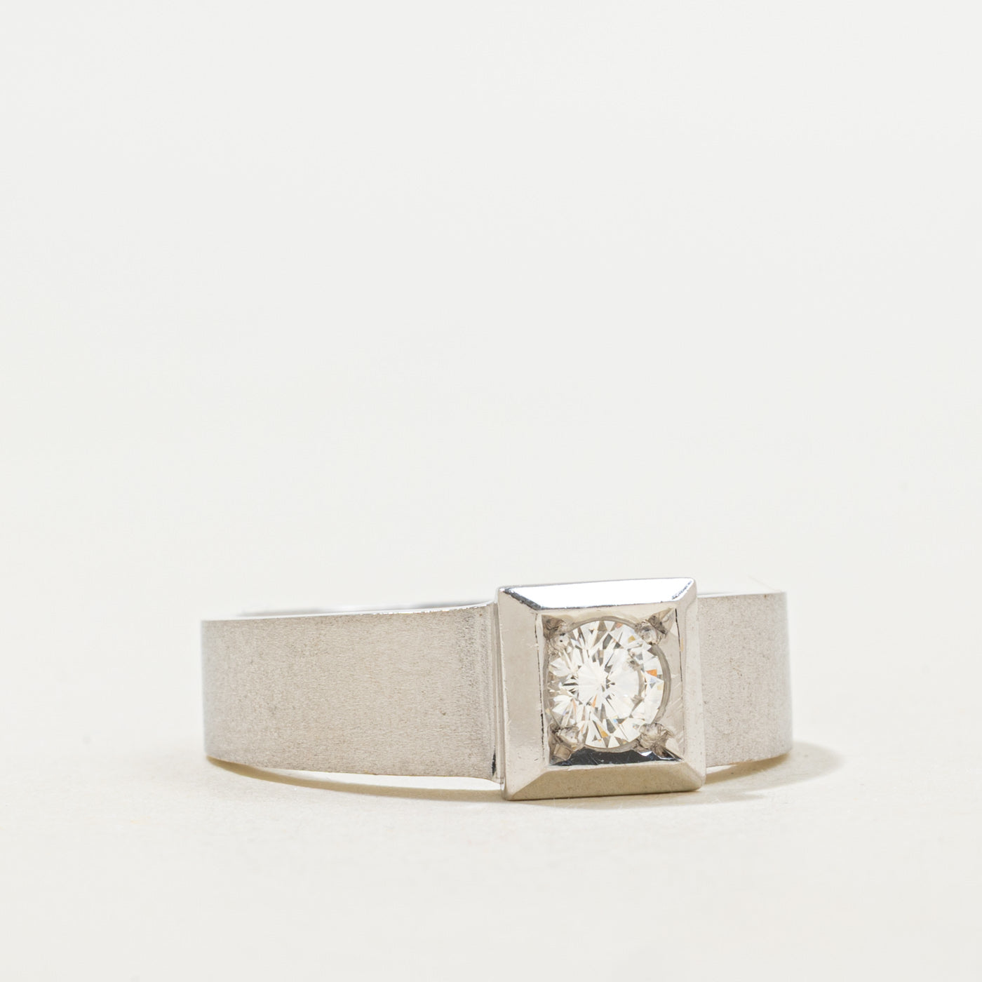 Bague solitaire géométrique en or 18 carats avec diamant | 0,35 ct | Taille 8,5