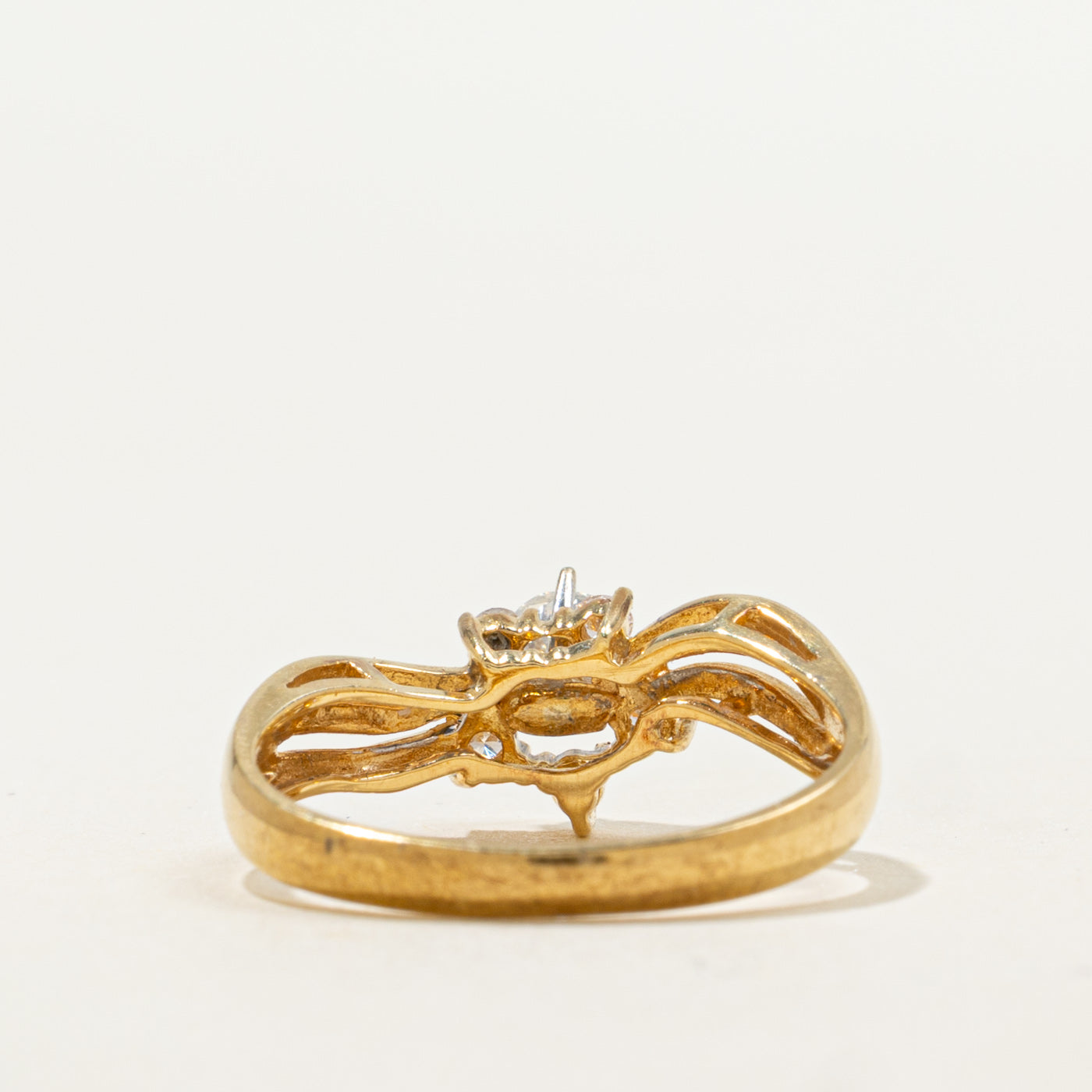 18K Diamond Accented Open Wave Ring | 0.15ctw | SZ 6.0