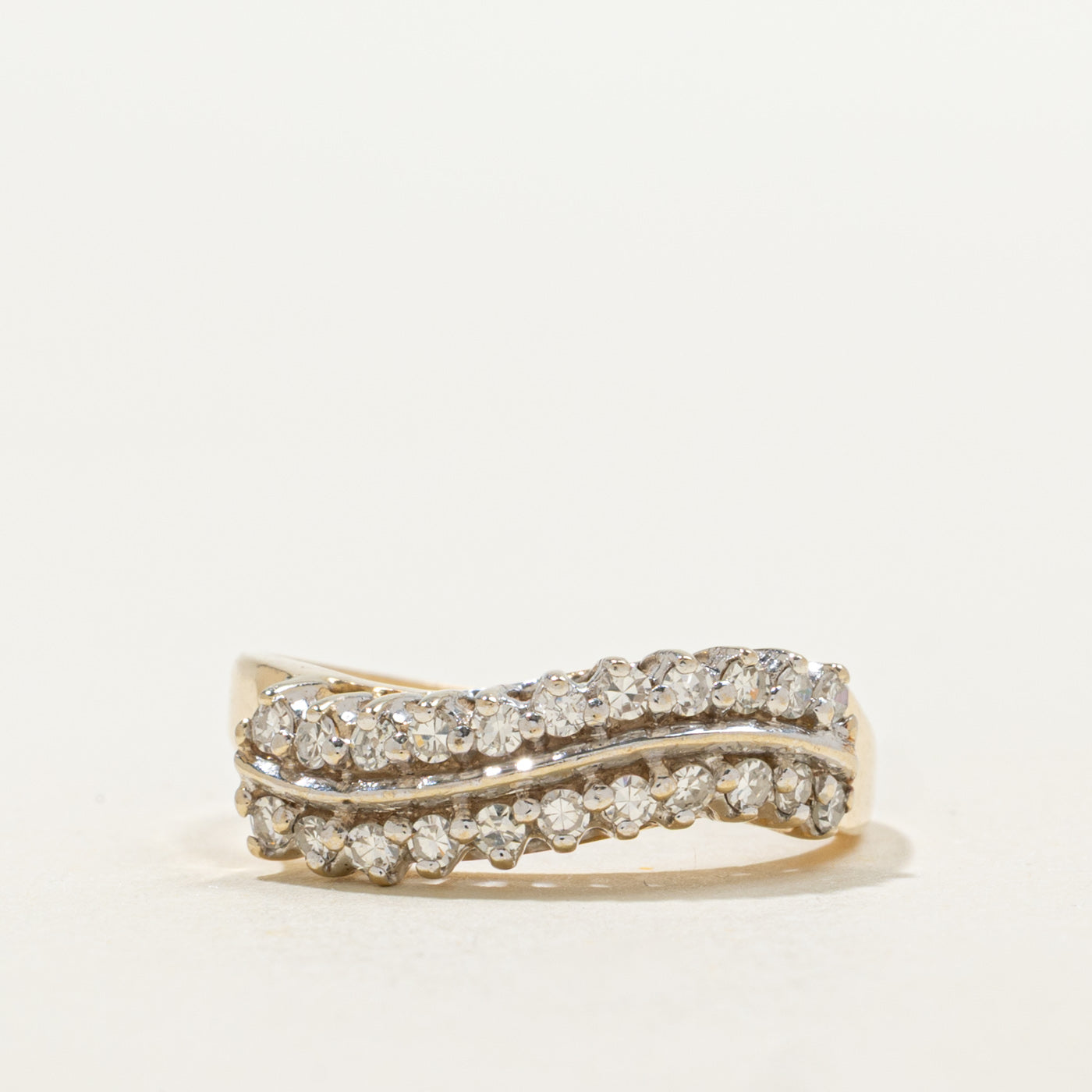 Bague Wave double rangée de diamants en or 14 carats | 0,39 ct au total | Taille 6,75