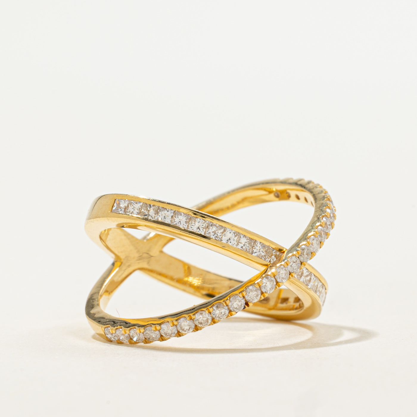 Bague croisée semi-éternité en or 14 carats sertie de diamants | 0,57 ct au total | Taille 7,25