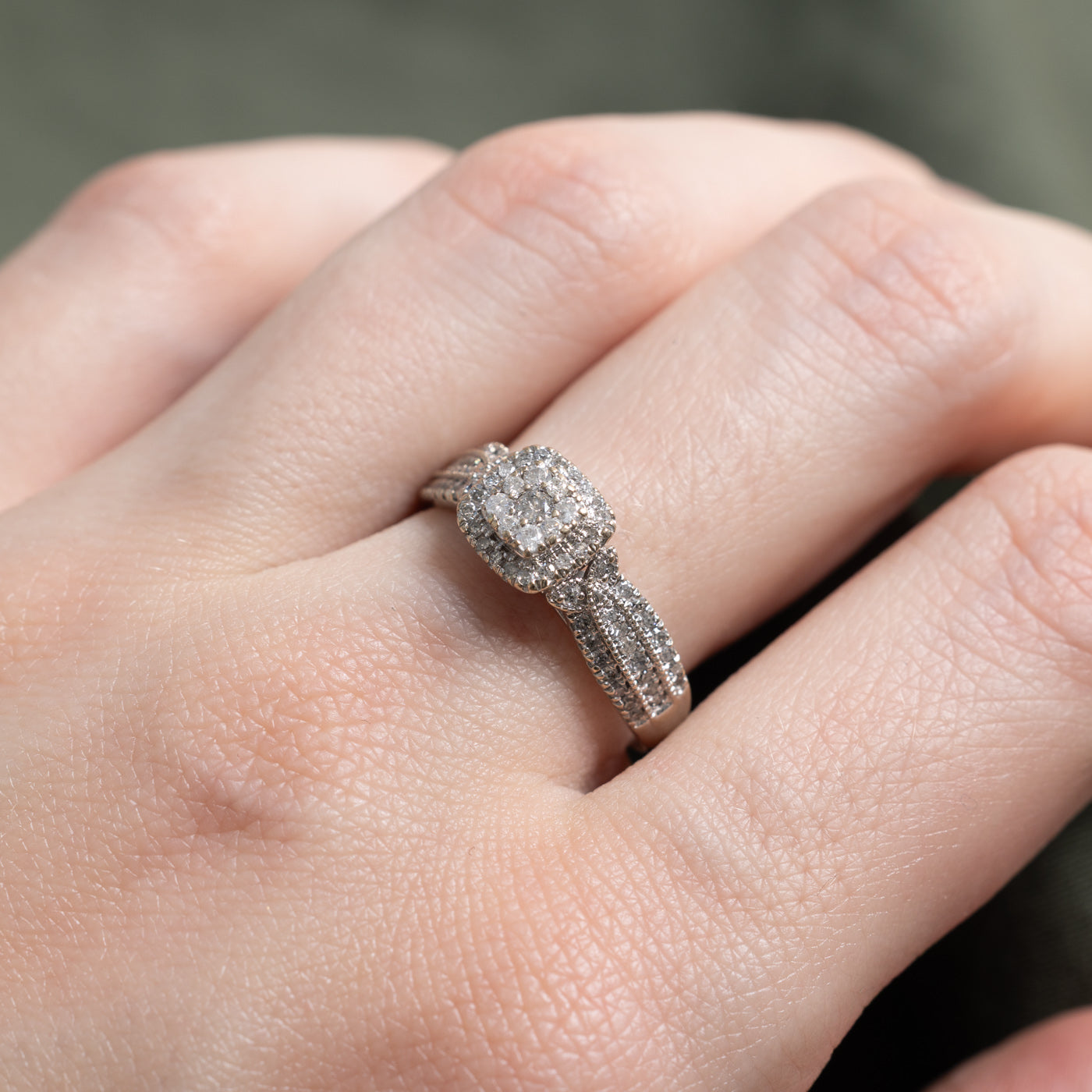 Bague halo en diamants carrés 10 carats | 0,50 ct | Taille 7