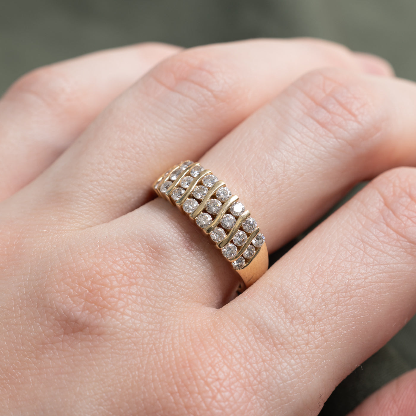 14K Multi Column Channel Set Diamond Band | 0.90ctw | SZ 7.25