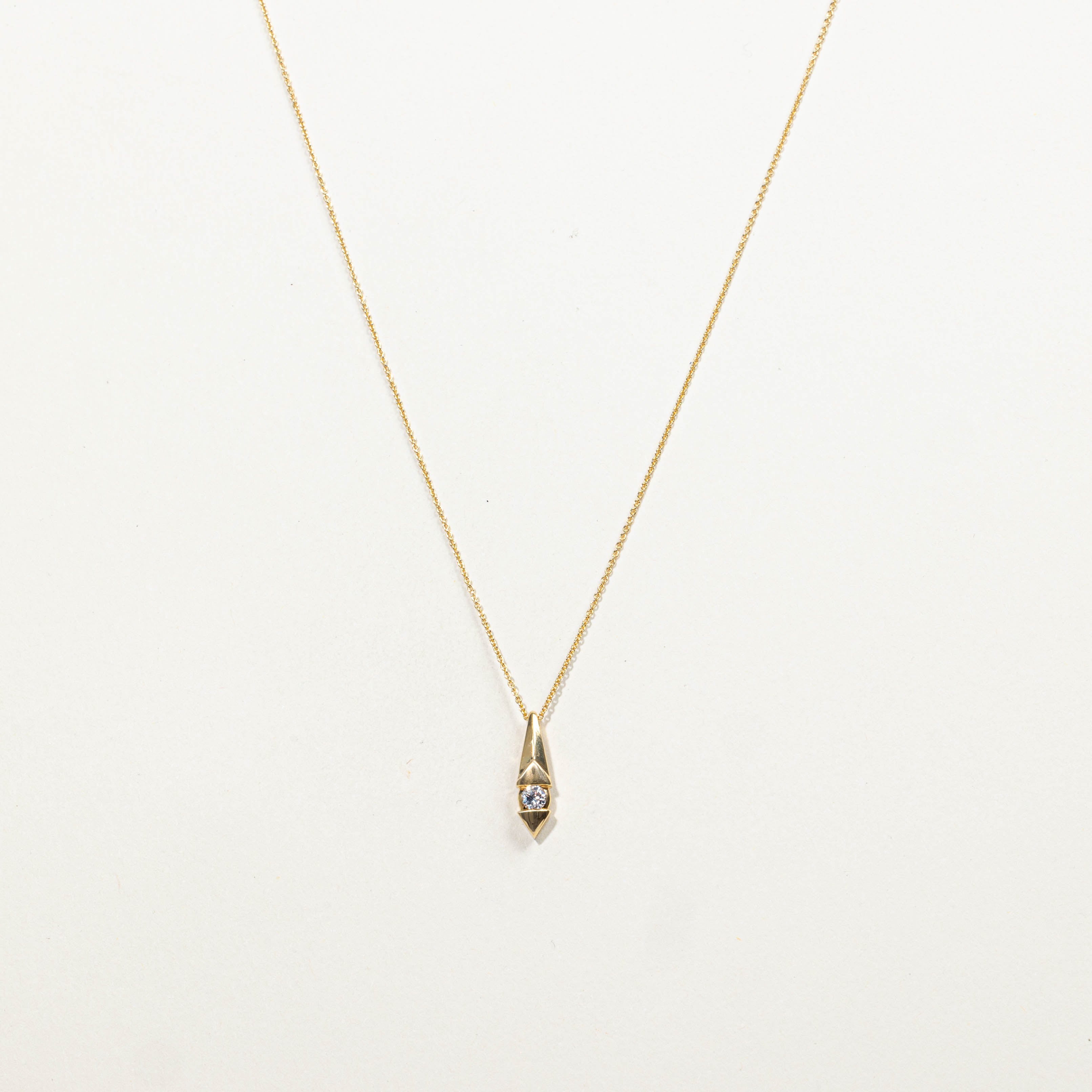 18k Diamond Geometric Pendant Necklace | 0.12ctw | 16"