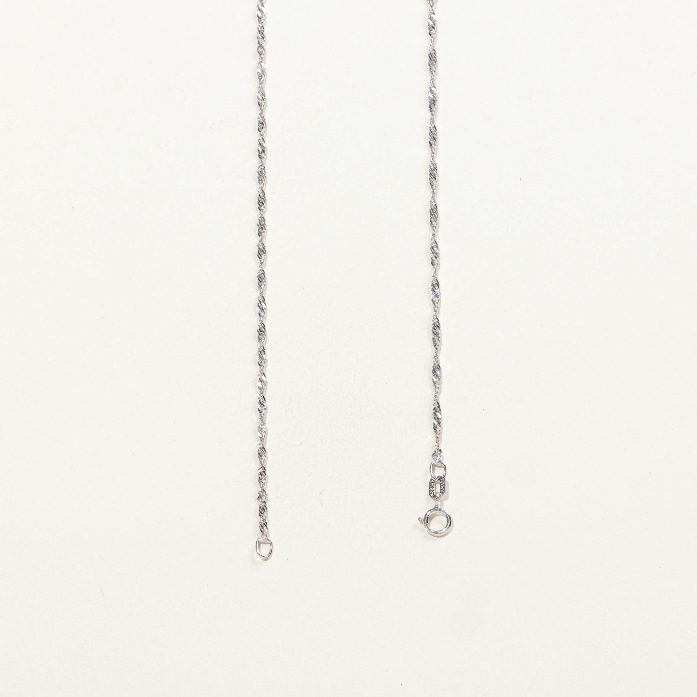 14k Diamond Cluster Halo Pendant Necklace | 0.32ctw | 18"