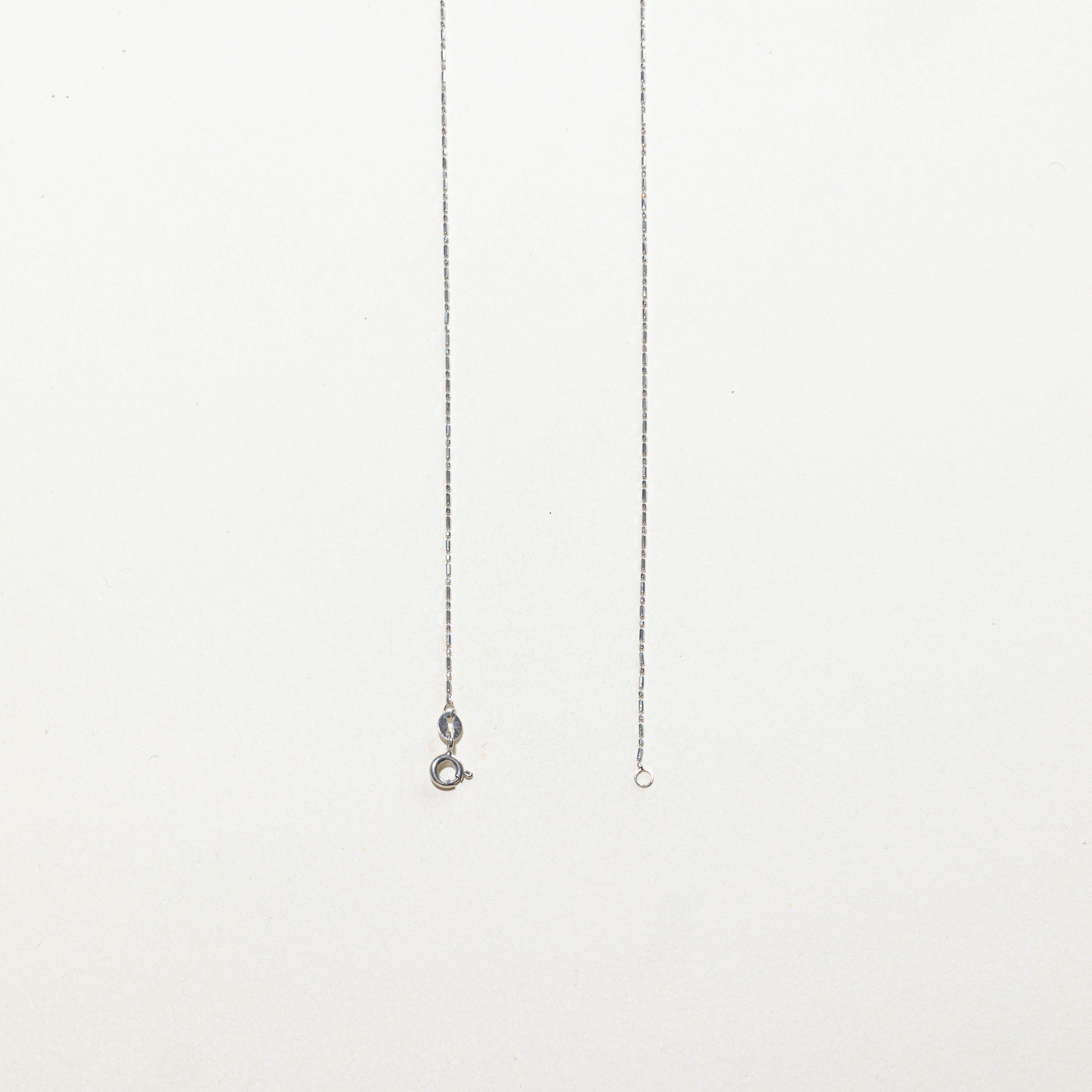 18k White Gold Solitaire Diamond Pendant Necklace | 0.16ctw | 17"