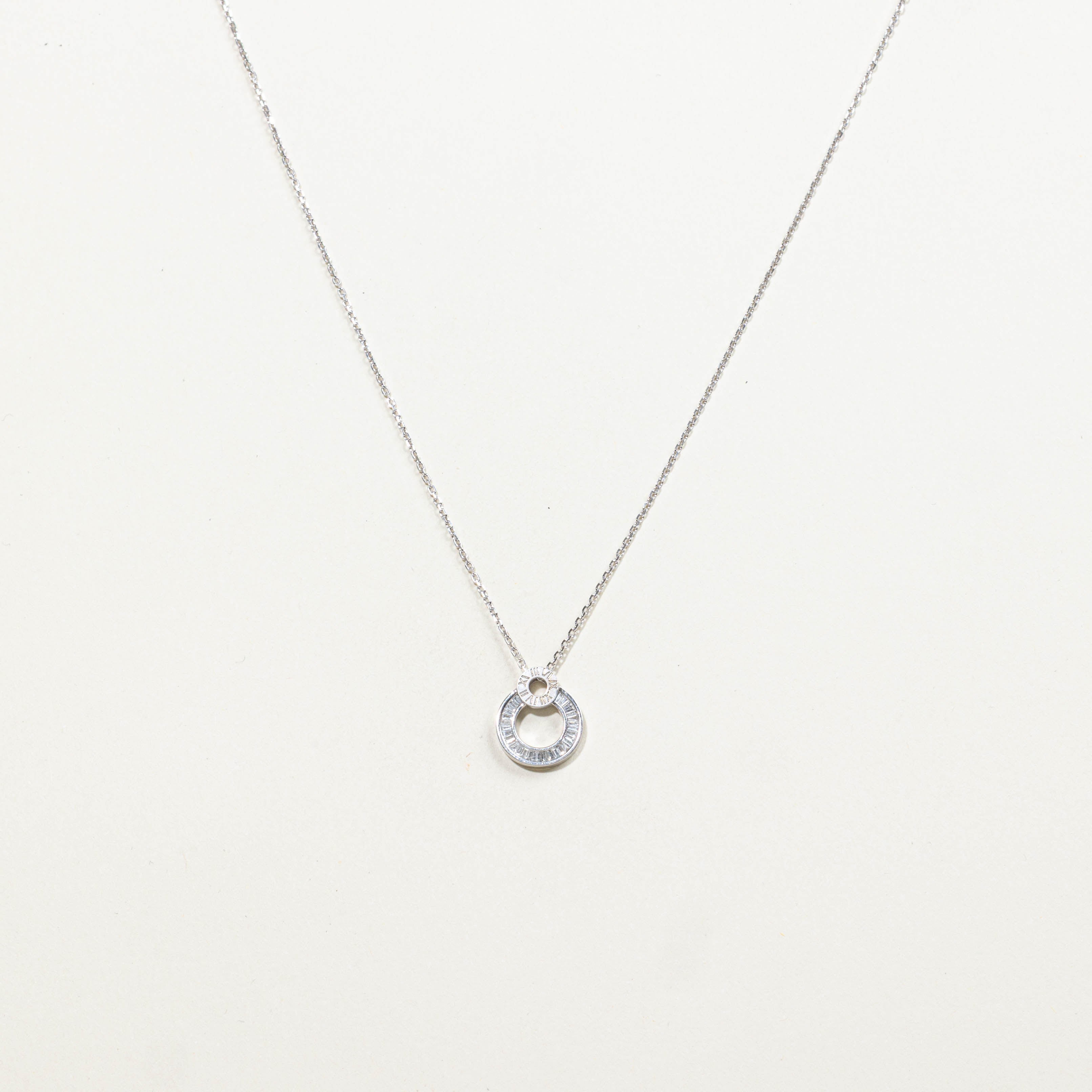 18k Diamond Circle Pendant Necklace | 0.25ctw | 18"