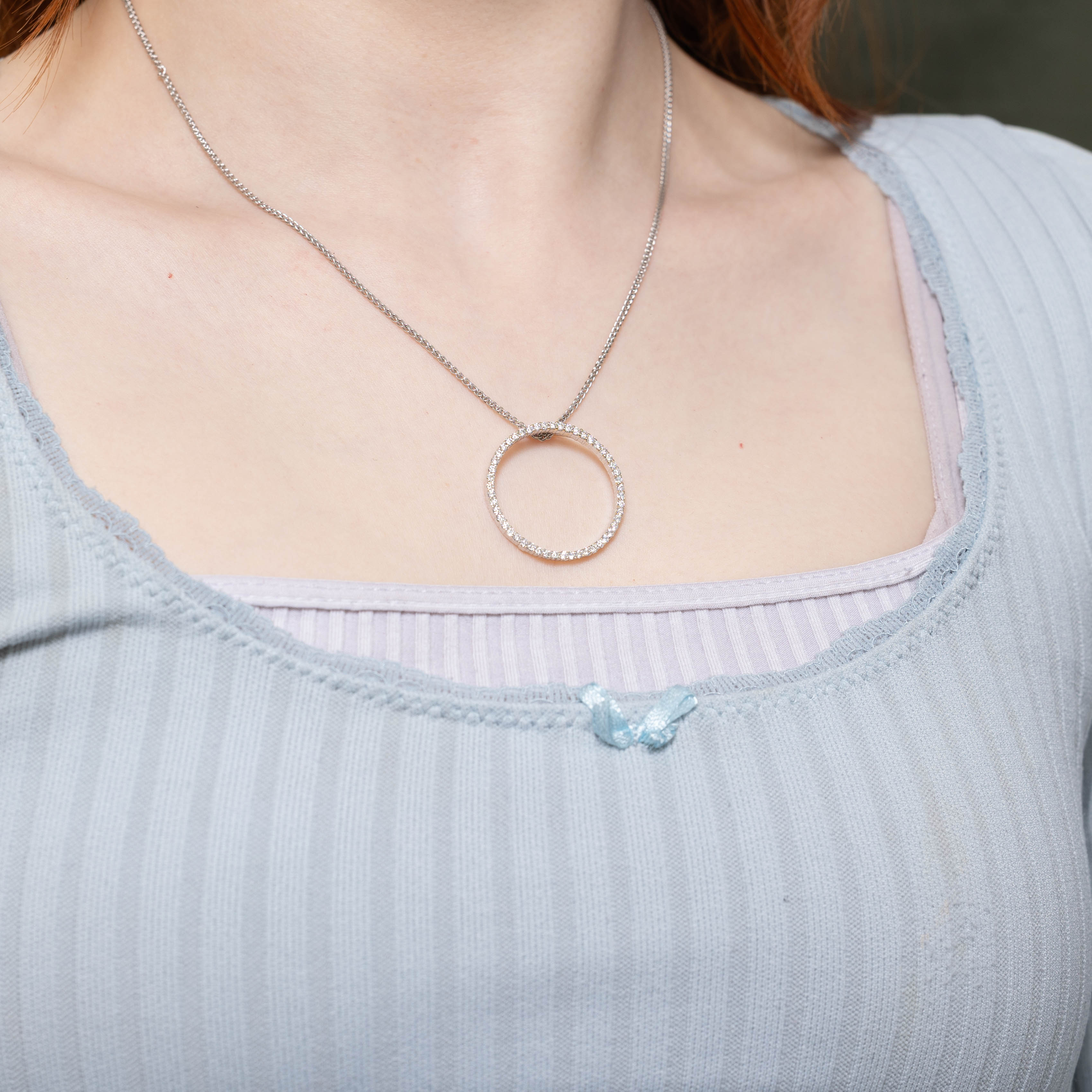 18k Diamond Circle Pendant Necklace | 1.00ctw | 18"