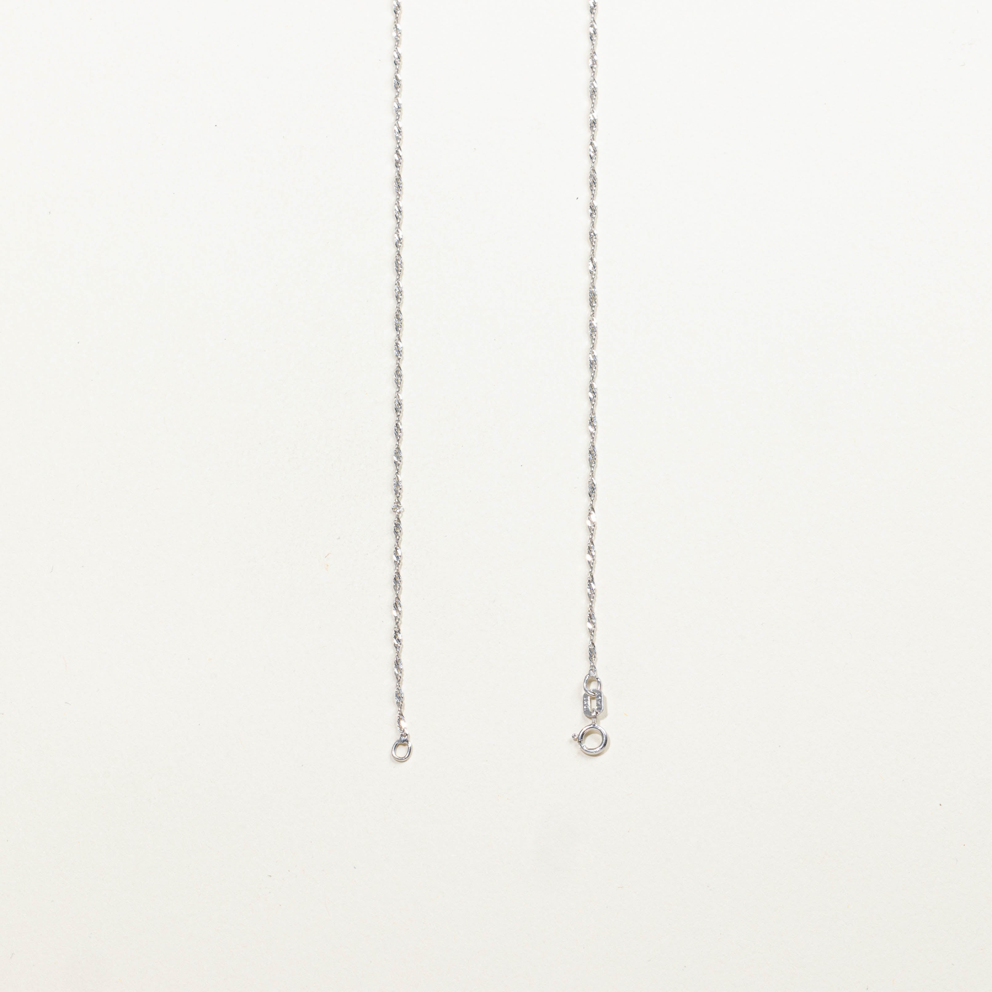 10k Solitaire Diamond Pendant Necklace | 0.13ctw | 18"