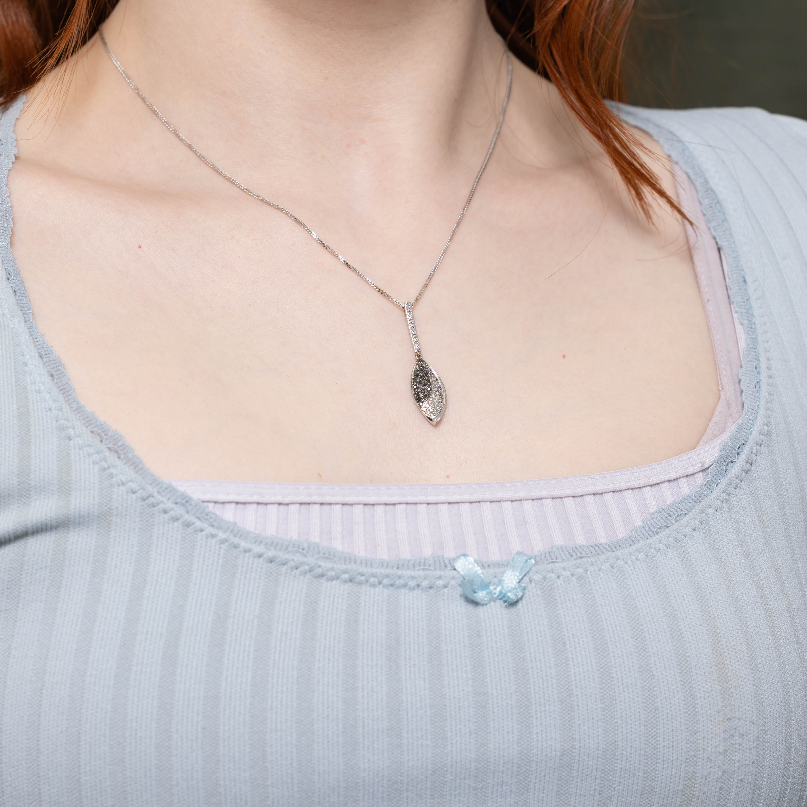 10k Diamond Leaf Drop Pendant Necklace | 0.20ctw | 17"