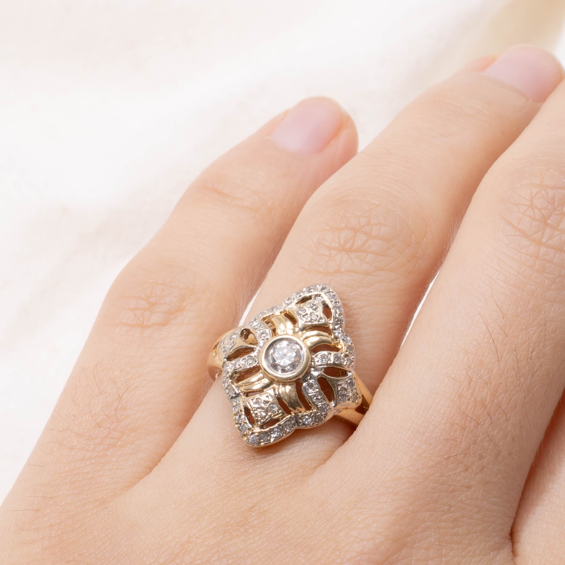 14k Bezel Set Diamond Ornate Openwork Ring | 0.30ctw | SZ 5.25