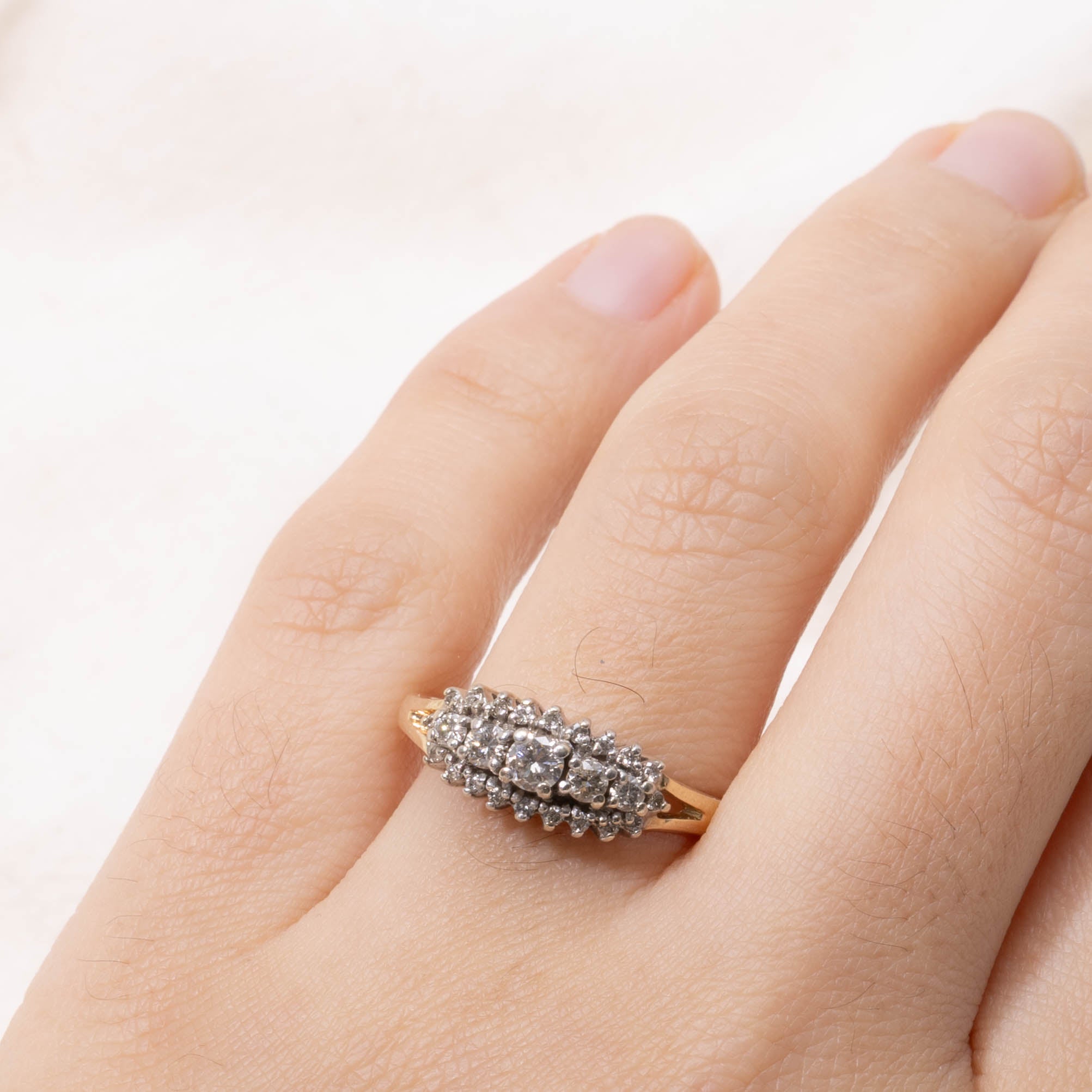 14k Graduated Diamond Cluster Ring | 0.40ctw | SZ 8.75