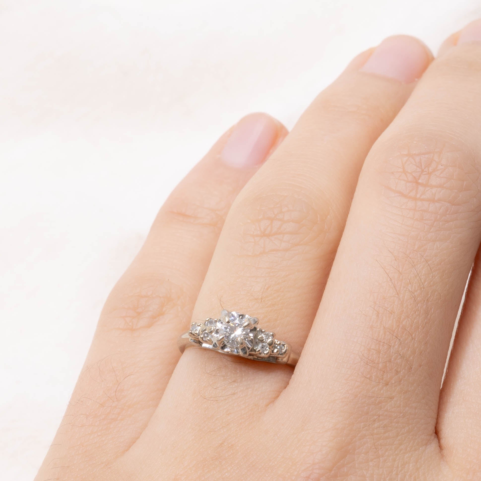 18k Illusion Set Diamond Accented Ring | 0.24ctw | SZ 5.25