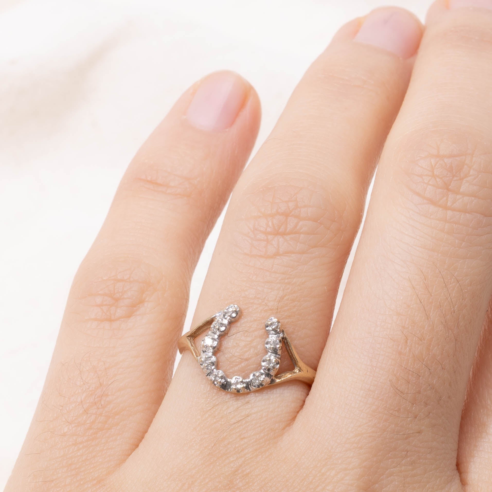 10k Diamond Horseshoe Ring | SZ 6