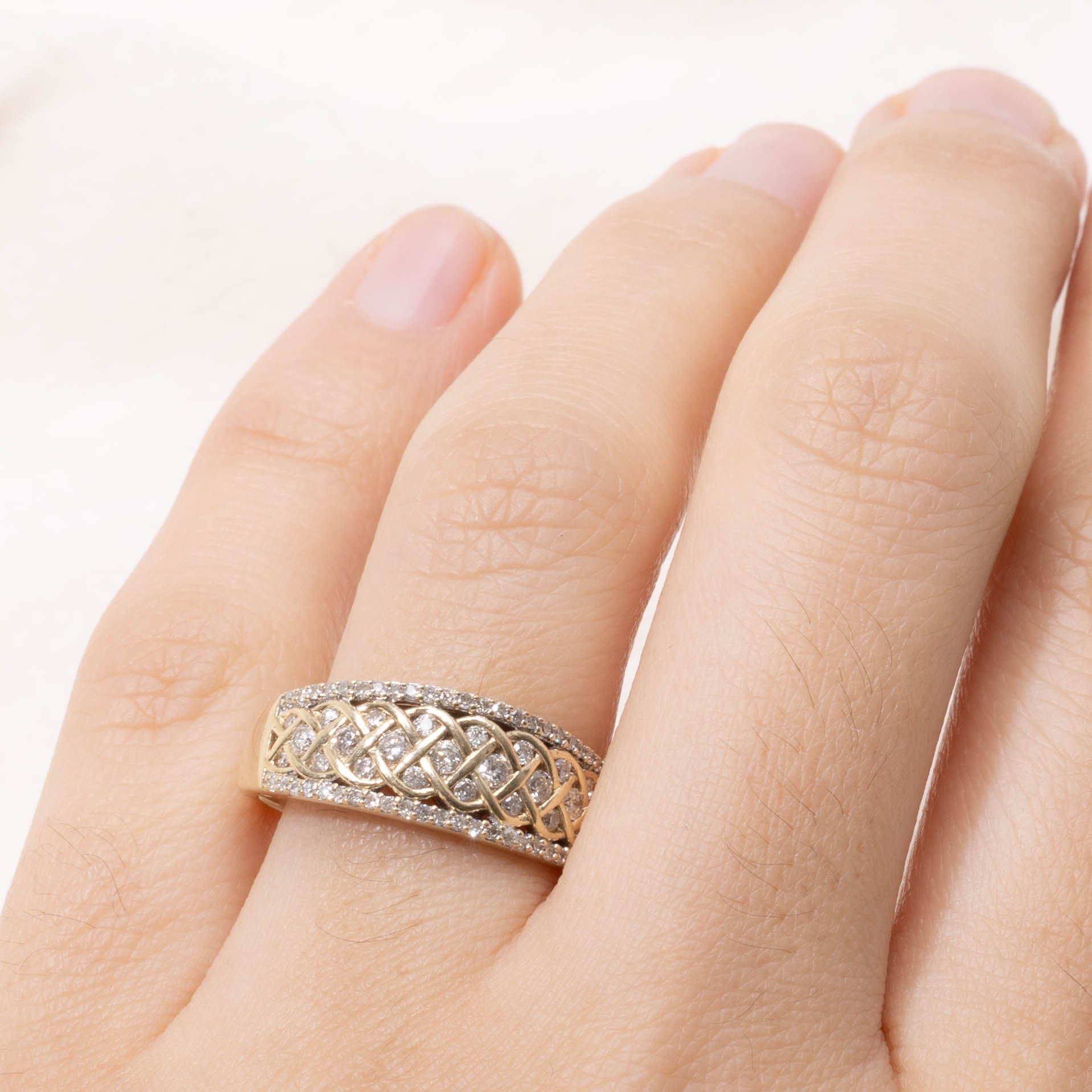 10k Semi Eternity Diamond Braided Band | SZ 8