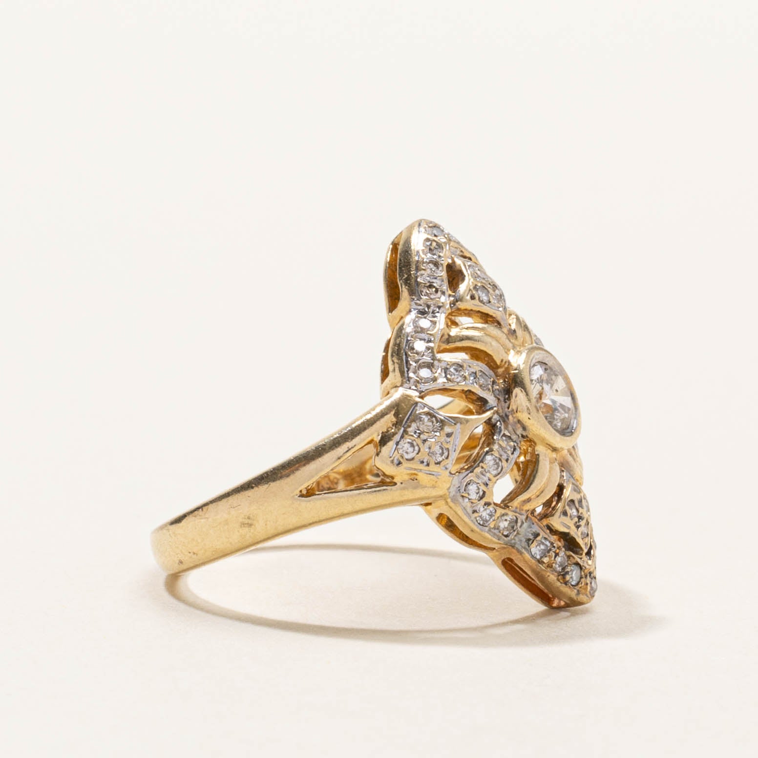 14k Bezel Set Diamond Ornate Openwork Ring | 0.30ctw | SZ 5.25
