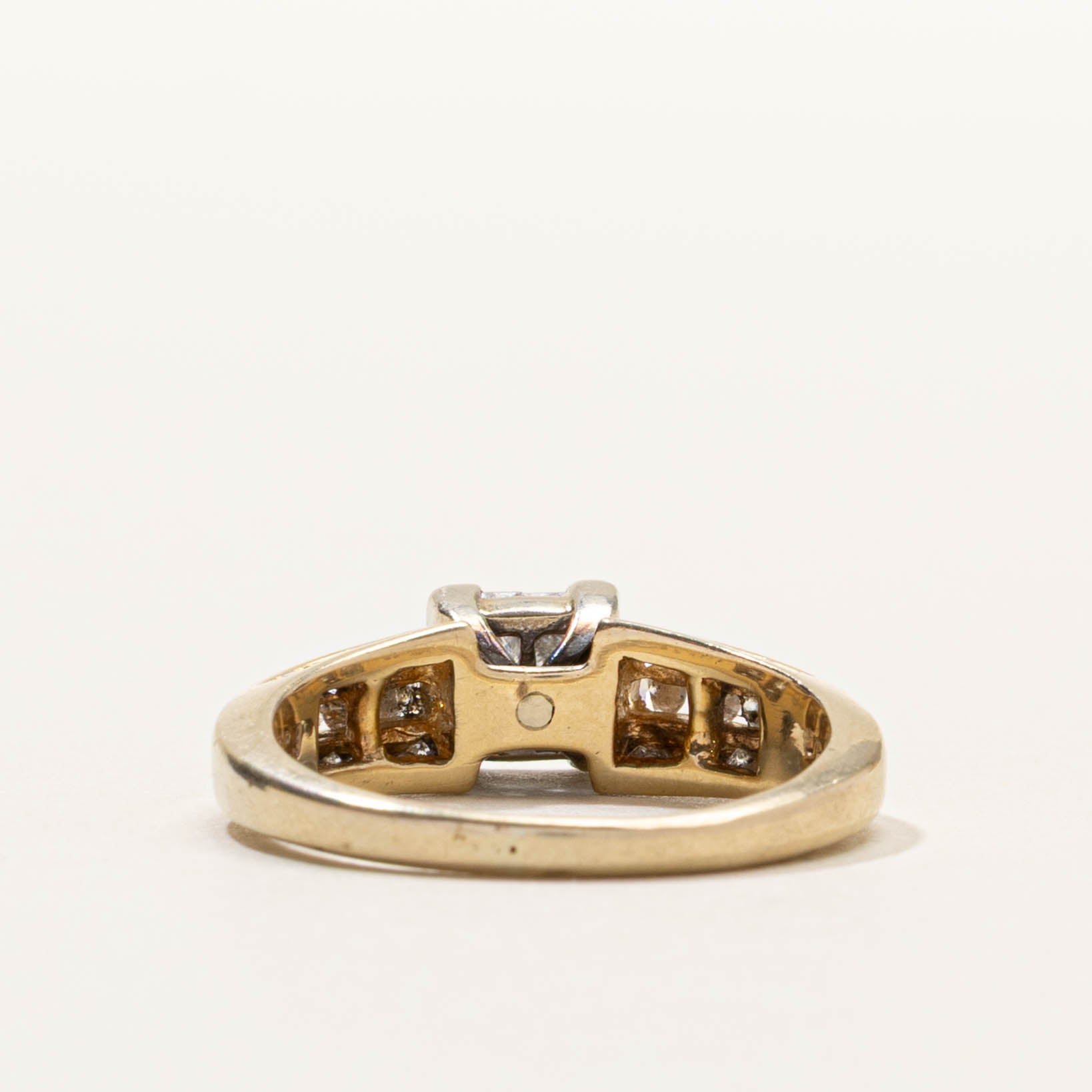 14k Illusion Set Diamond Accented Ring | 1.25ctw | SZ 8.25