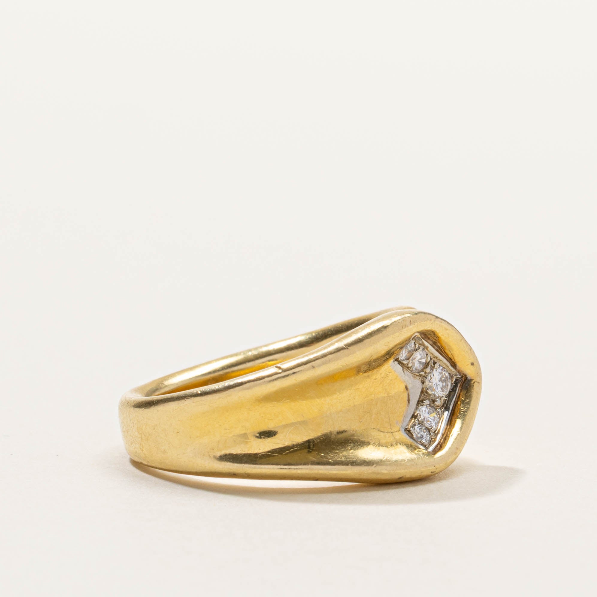18k Diamond Accented Chunky Reverse Tapered Ring | 0.12ctw | SZ 7.5