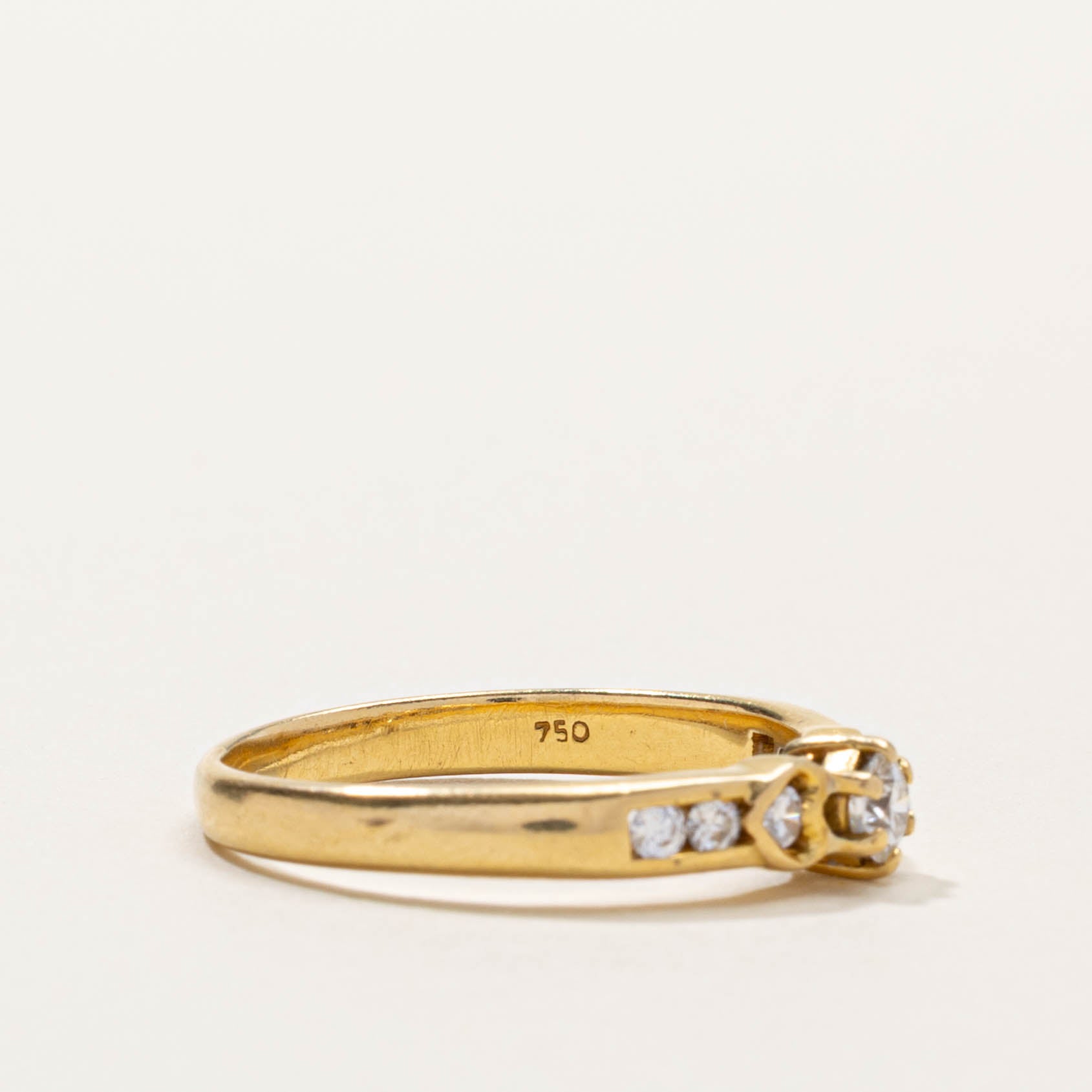 18k Diamond Heart Accented Ring | 0.31ctw | SZ 8.75