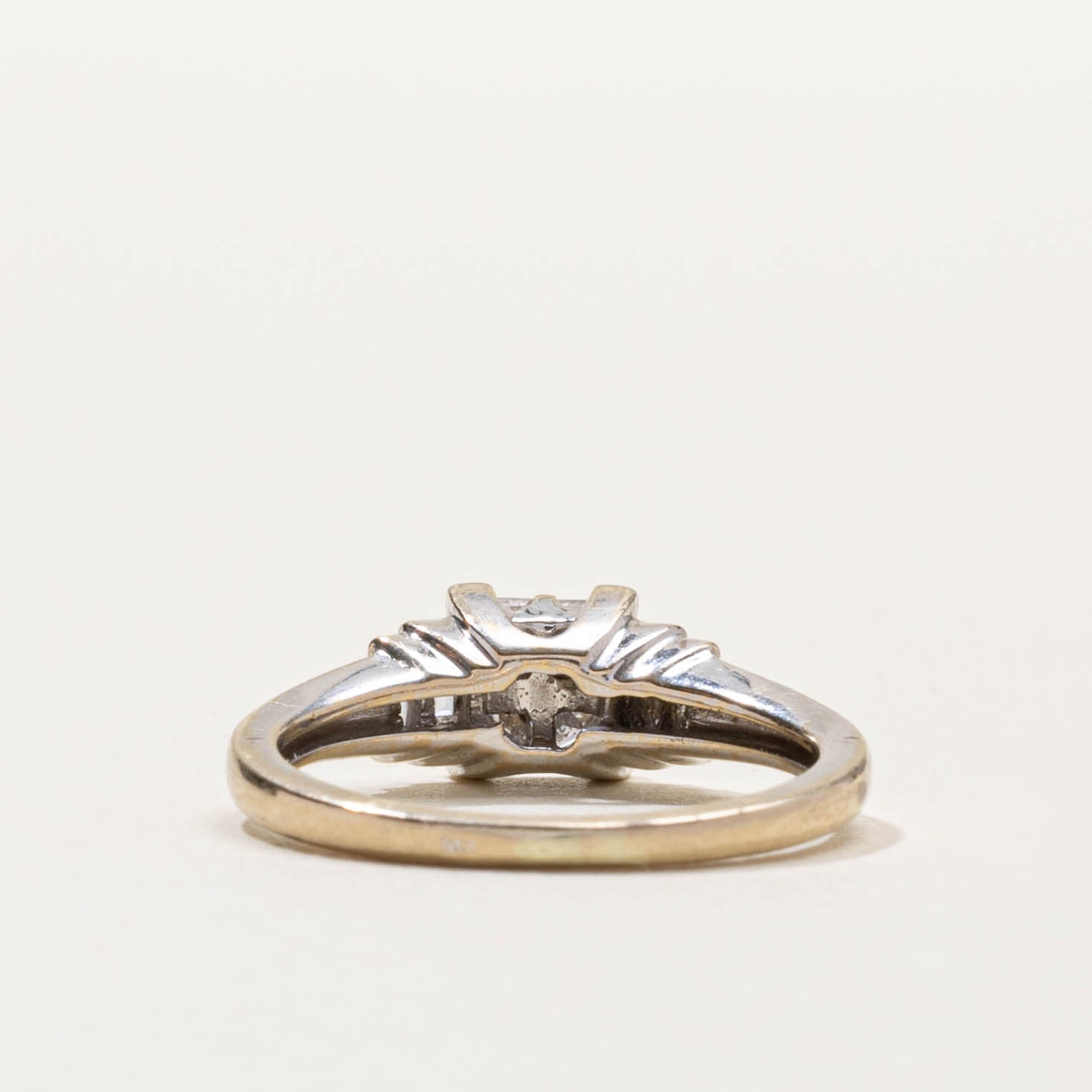18k Diamond Grid Accented Ring | 0.50ctw | SZ 4.75