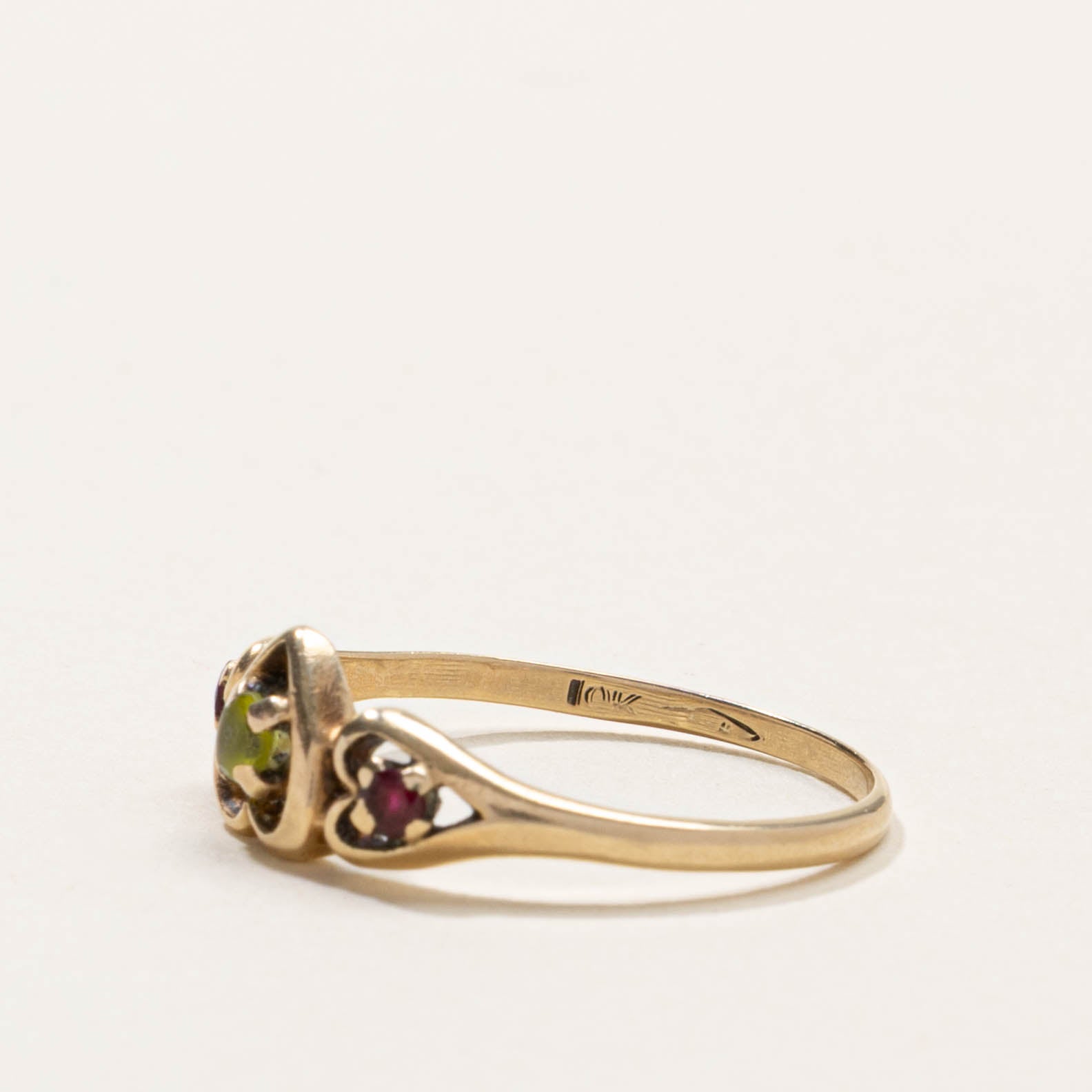 10k Peridot & Ruby Heart Ring | SZ 6.75