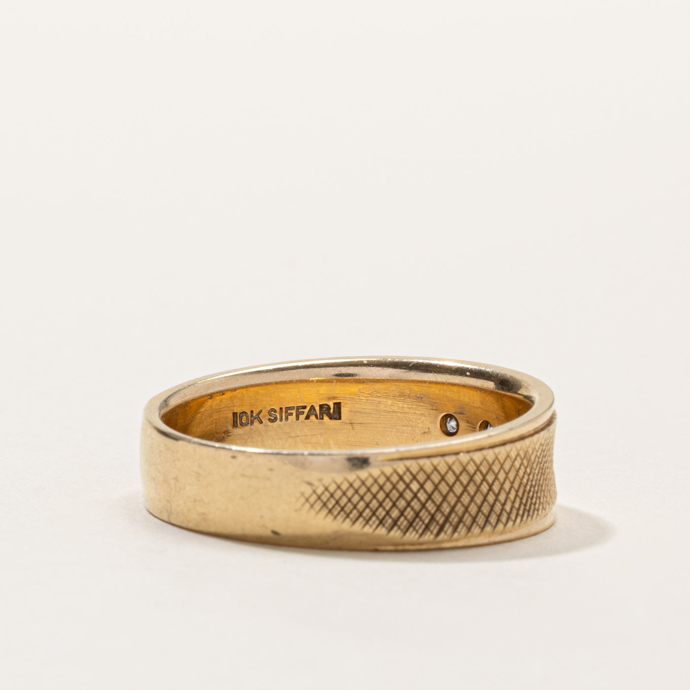 10k Diamond Accent Cross Hatch Textured Band | SZ 10