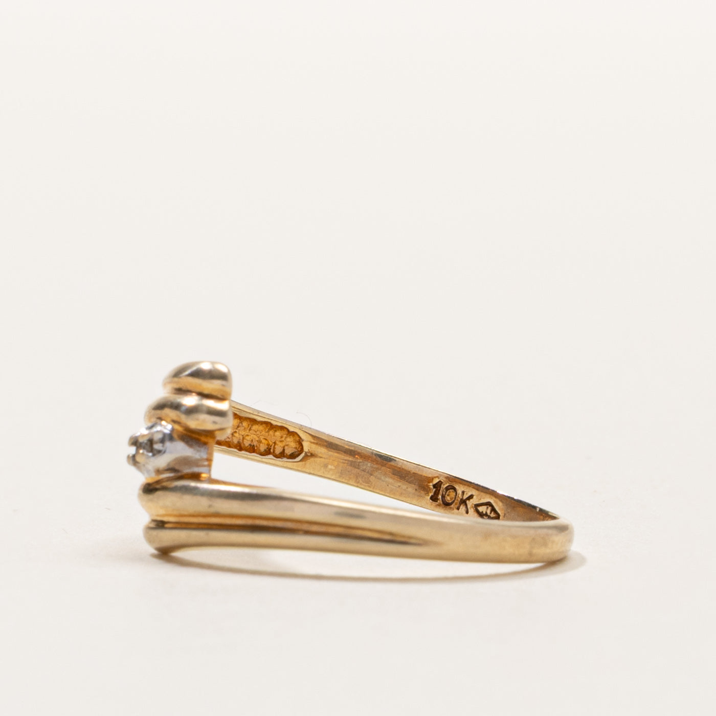 10k Diamond Grooved Bypass Ring | SZ 6.75