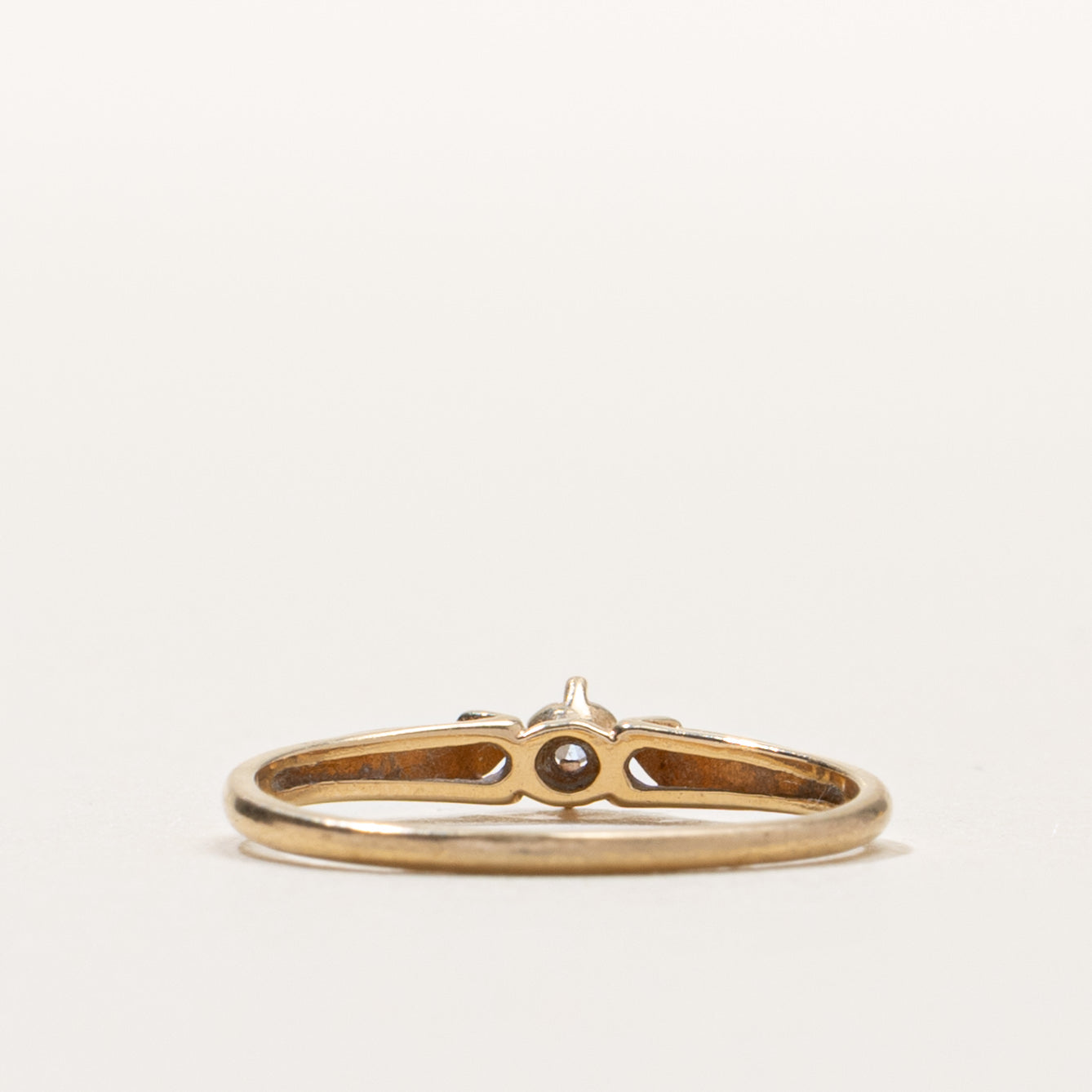 10k Diamond Petite Floral Ring | SZ 5