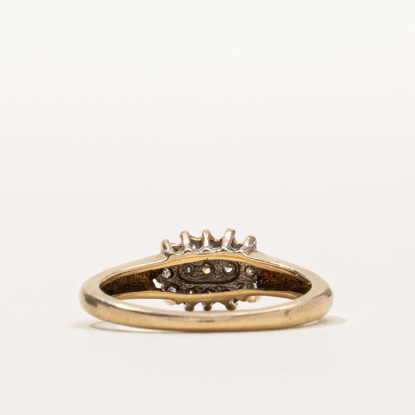 10k Diamond Petal Cluster Ring | SZ 5.25