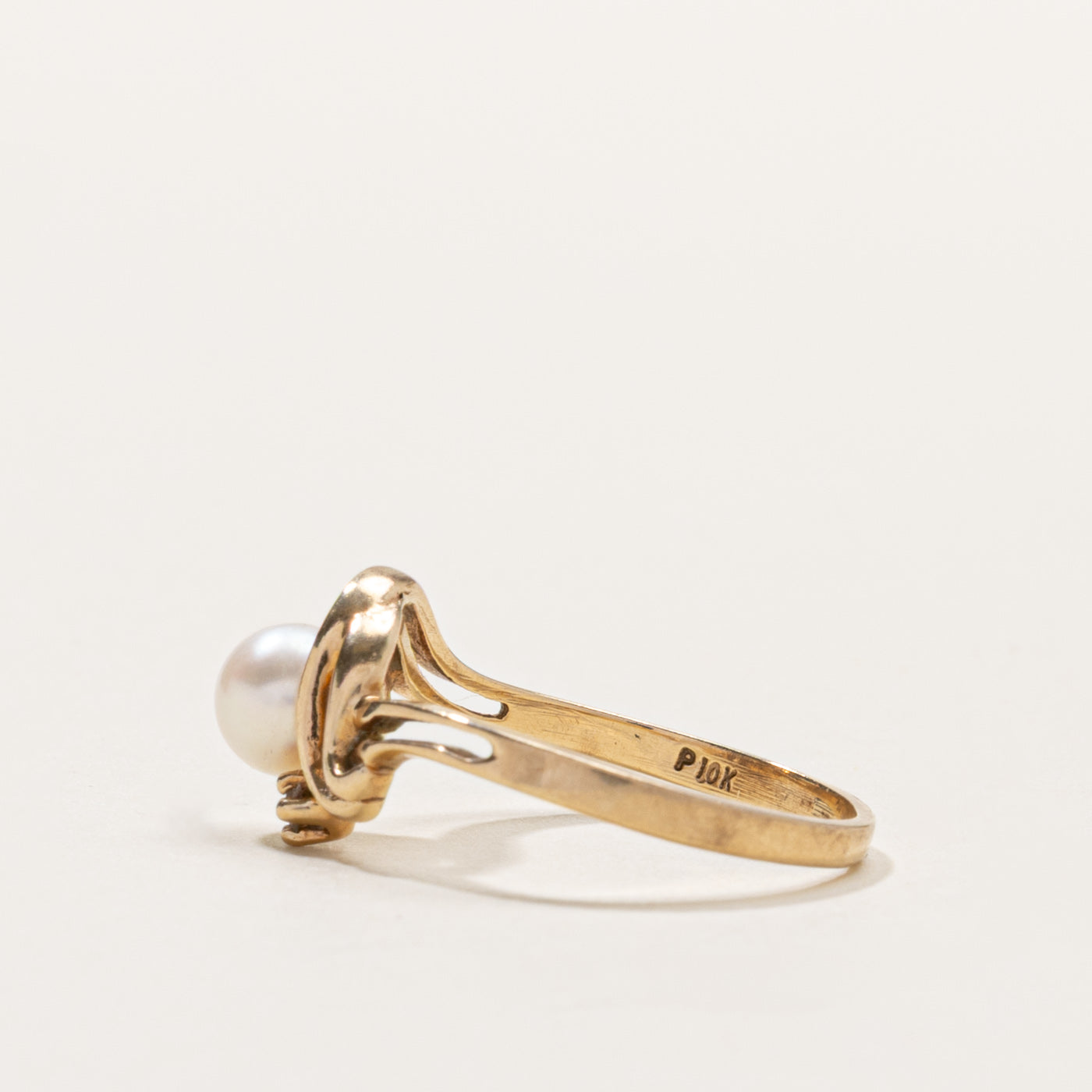 10k Pearl & Diamond Accented Wave Ring | SZ 5
