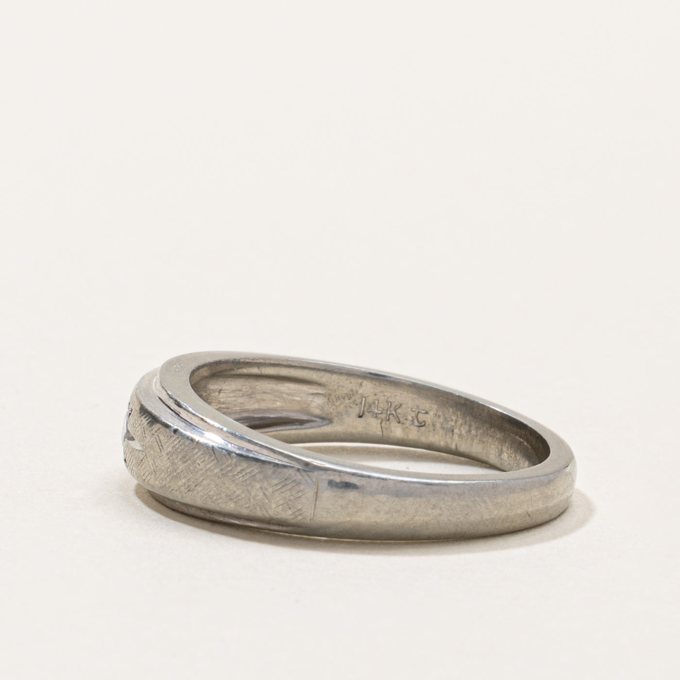 14k White Gold Star Set Diamond Band | SZ 5.75