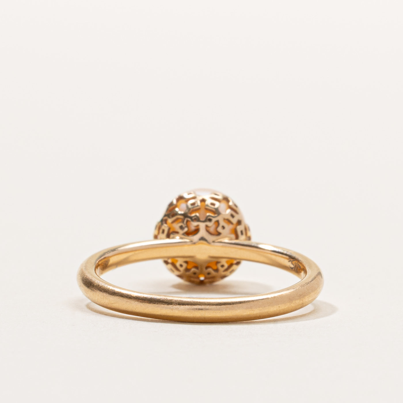 ‘Birks’ 18k Solitaire Pearl Ring | SZ 8.25
