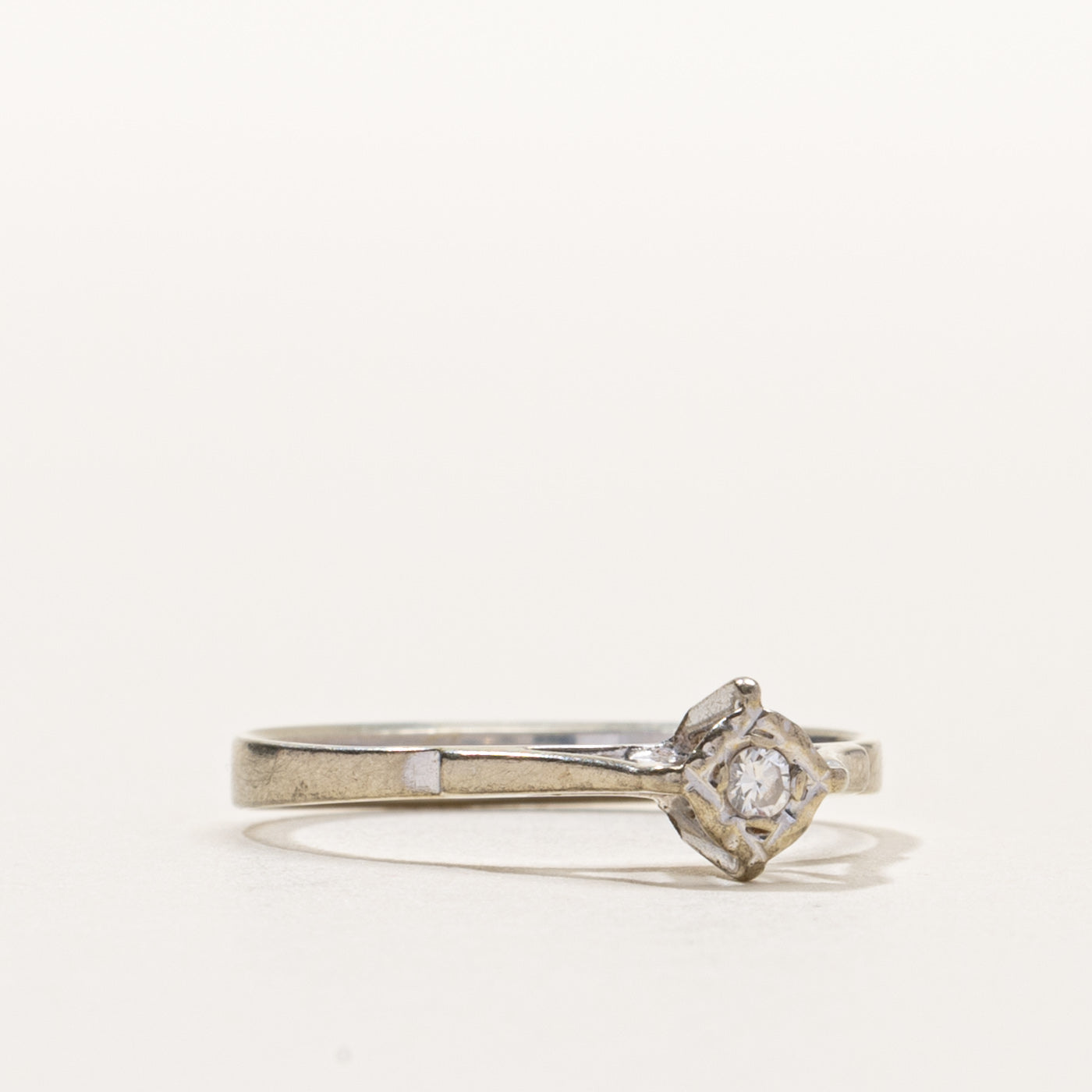 French Hallmarked 18k Diamond Petite Ring | SZ 6.75