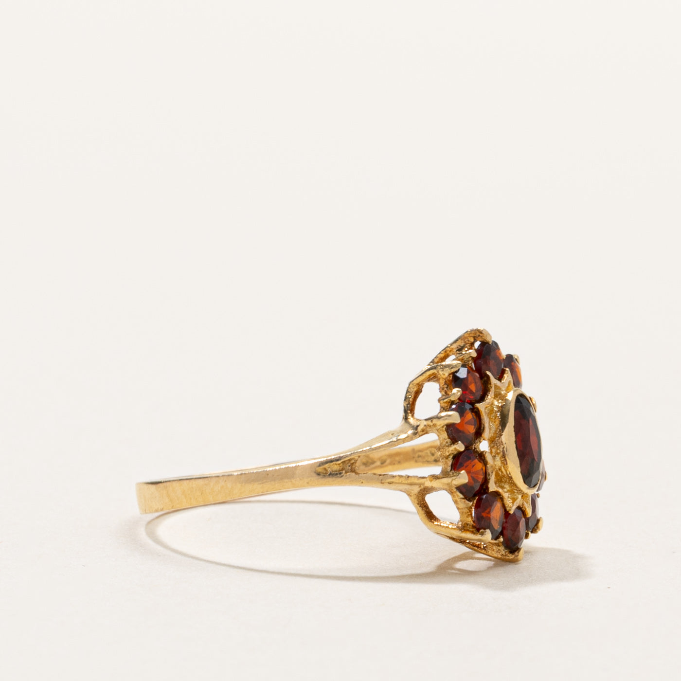 Oval Cut Garnet Petal Halo Ring | SZ 6.75