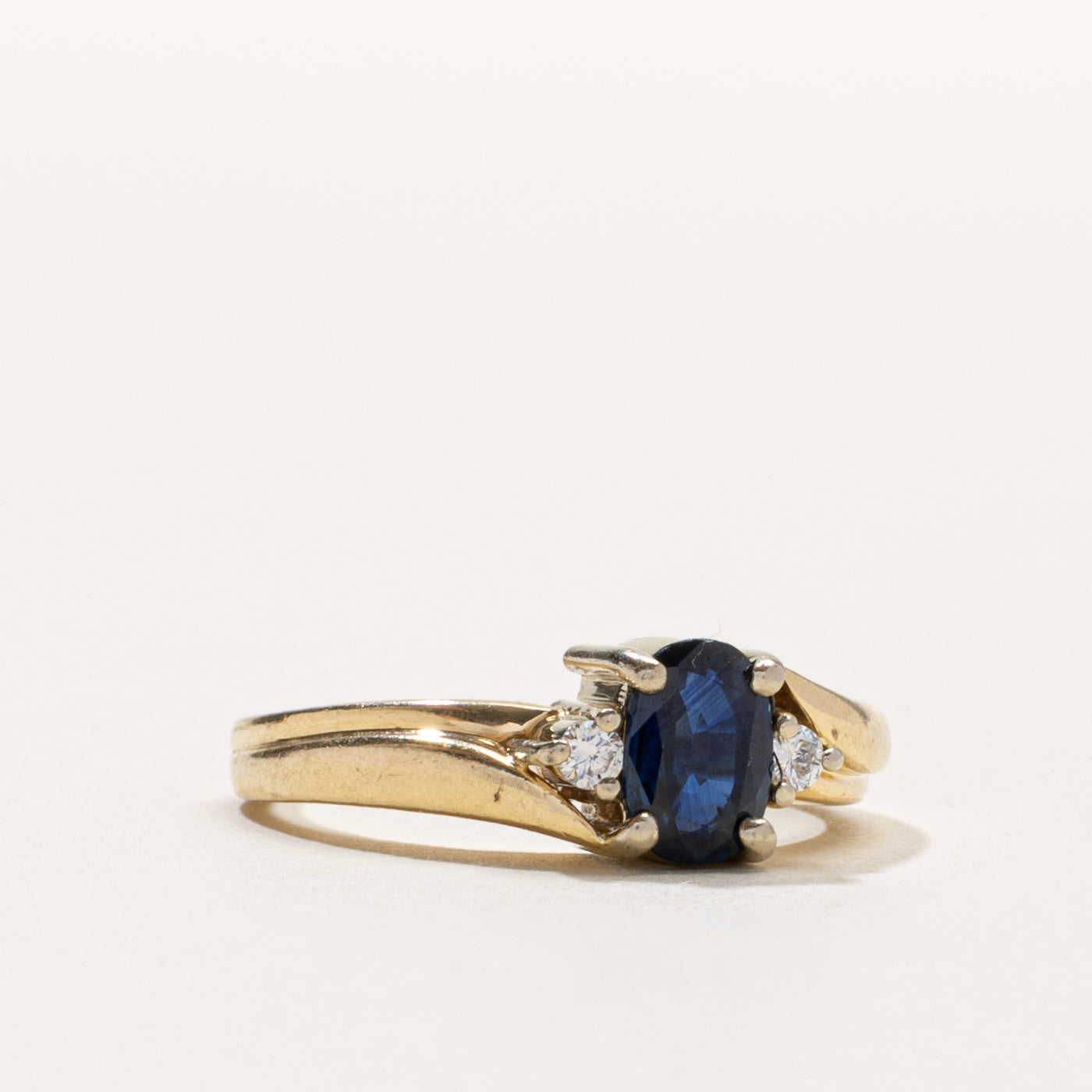 14k Sapphire & Diamond Grooved Ring | SZ 6