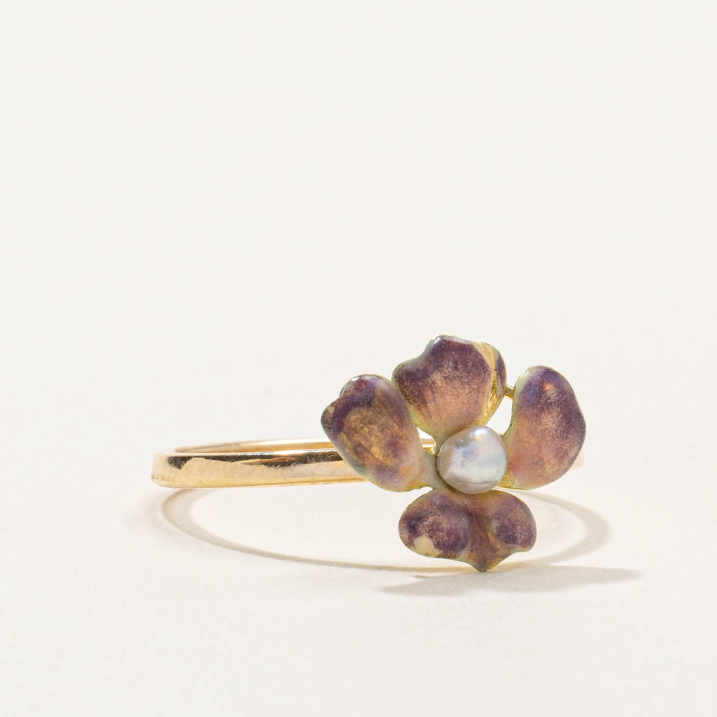 14k Pearl & Enamel Violet Ring | SZ 6.5