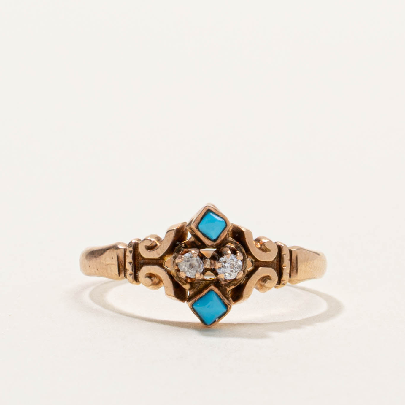 10k Turquoise and Diamond Fluted Ring | 0.03ctw, 0.03ctw | SZ 6.5