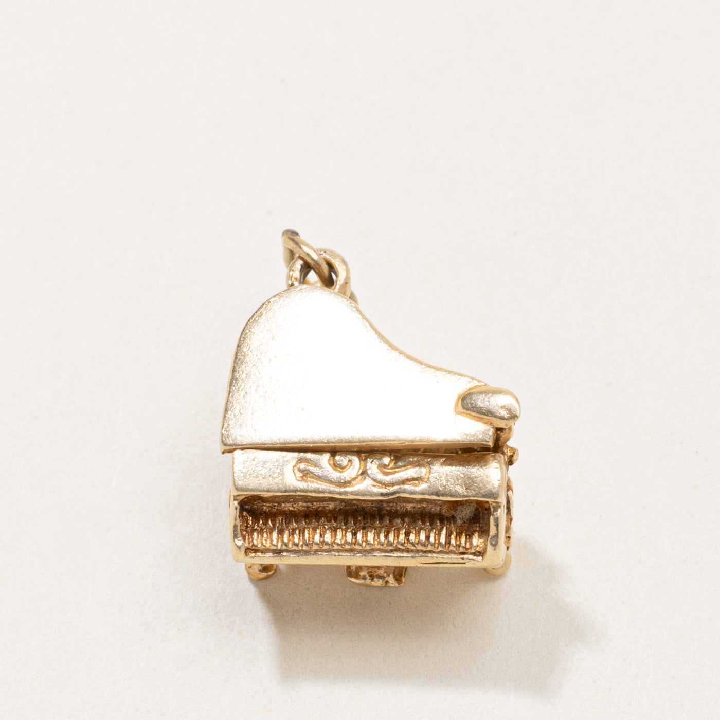 14k Ornate Piano Charm