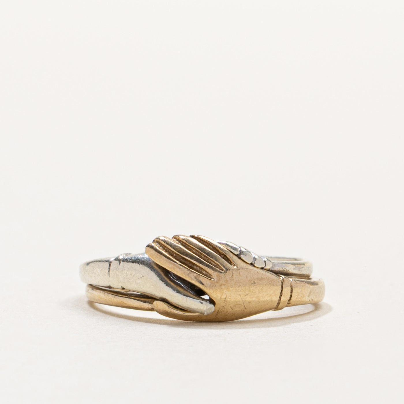 Birmingham UK Two Tone Interlocking Hands Ring | SZ 6.25