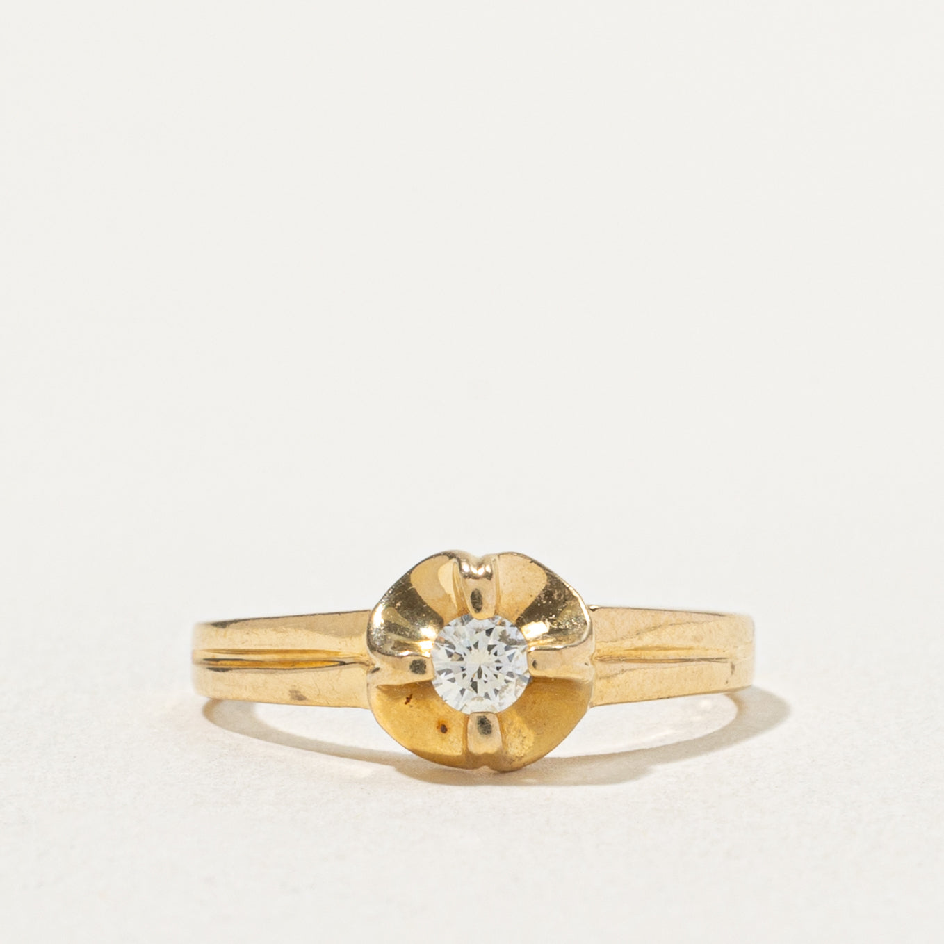 18k Belcher Set Solitaire Diamond Ring | 0.12ct | SZ 5.25