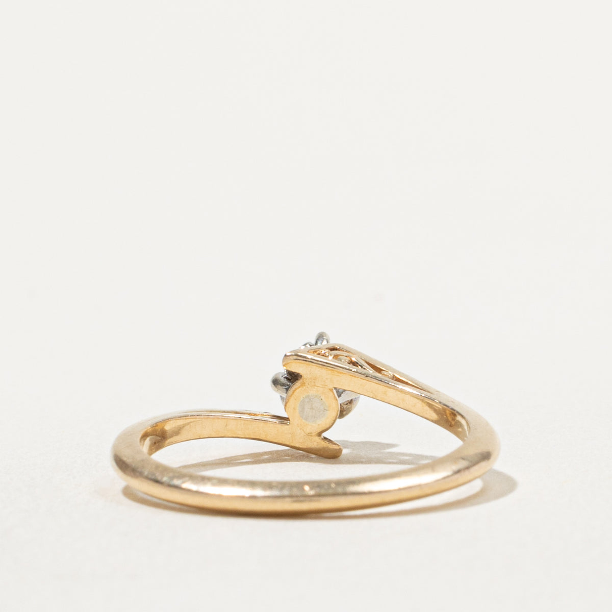 Vintage Canadian Illusion Set Diamond Bypass Ring | 0.06ct | SZ 5.75