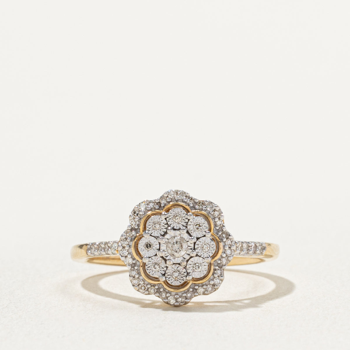 10k Illusion Set Diamond Scalloped Cluster Ring | 0.18ctw | SZ 7