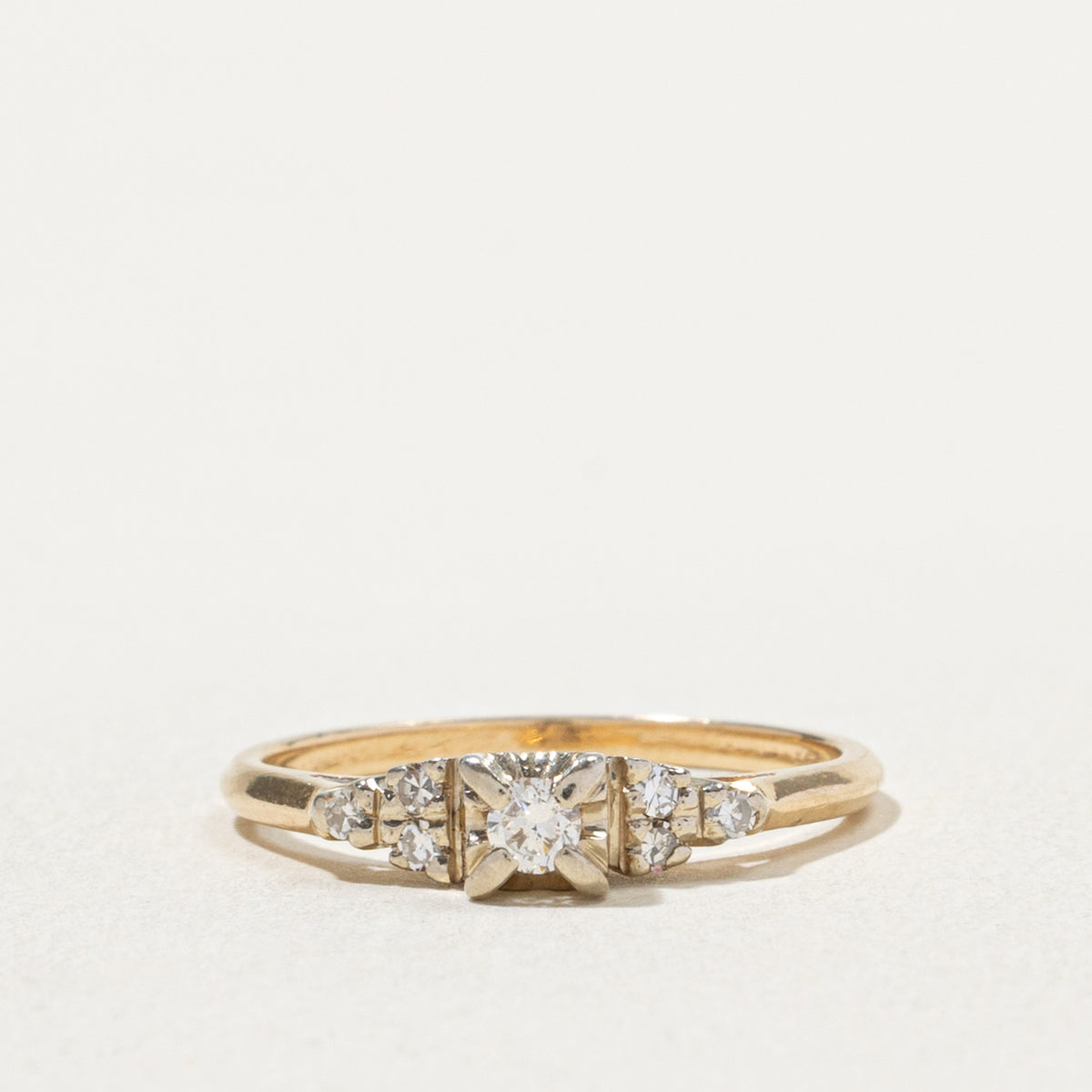 14k Illusion Set Diamond Accented Ring | 0.12ctw | SZ 5.5