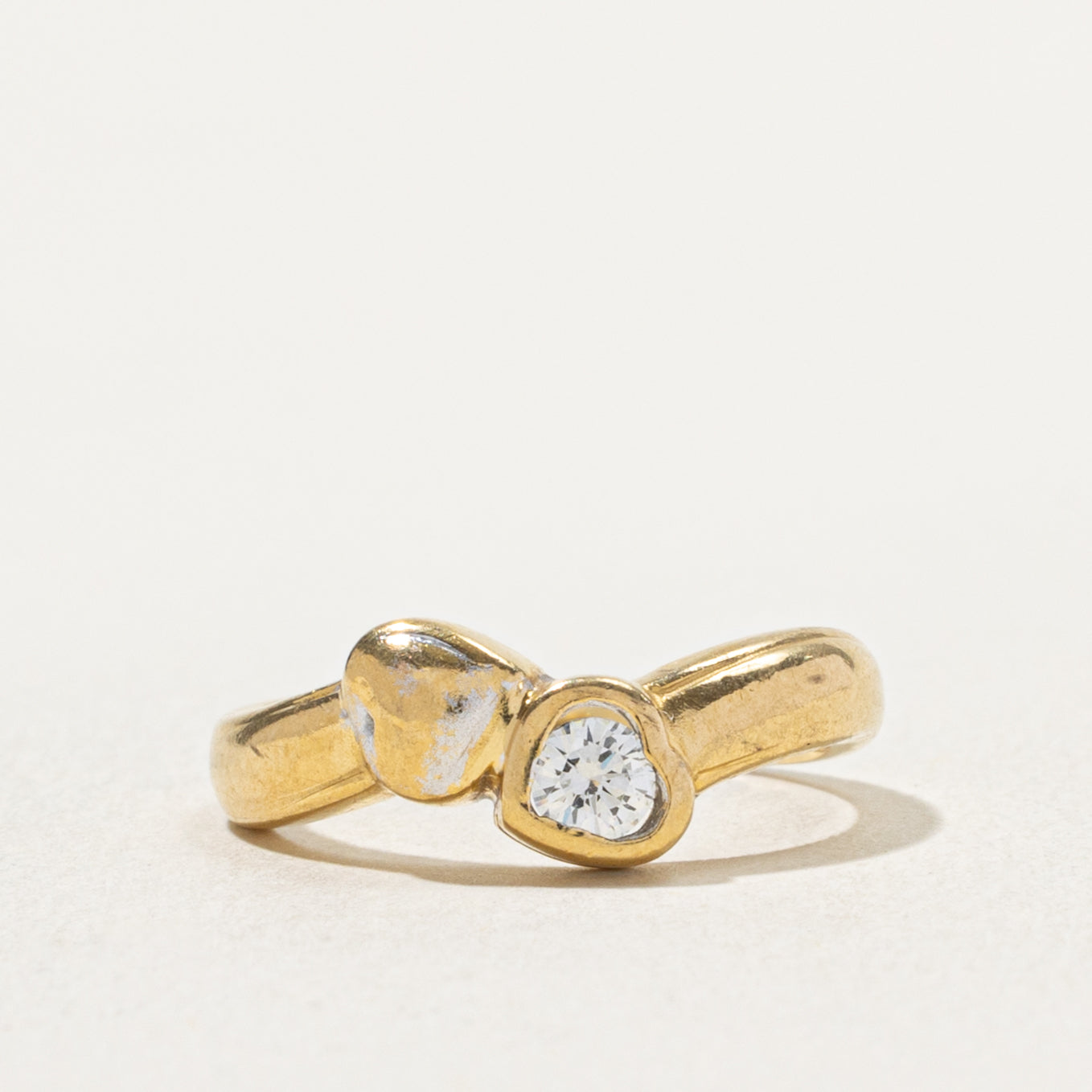 18k Bezel Set Diamond Heart Bypass Ring | 0.13ct | SZ 4.5
