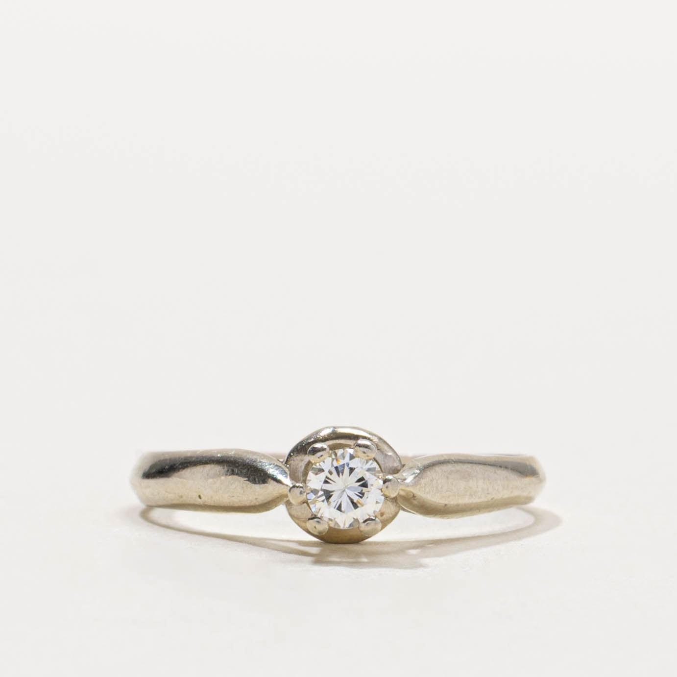 18k Solitaire Diamond Reverse Tapered Ring | 0.15ct | SZ 6